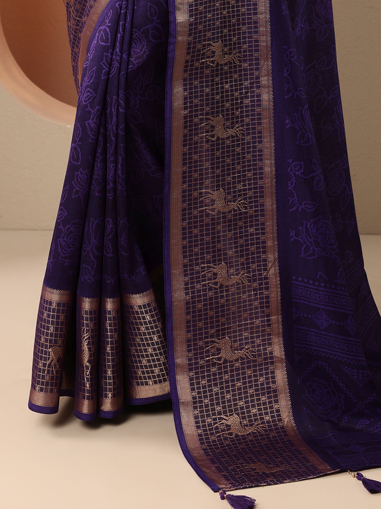 Purple Printed Georgette Saree With Unstitched Blouse Piece