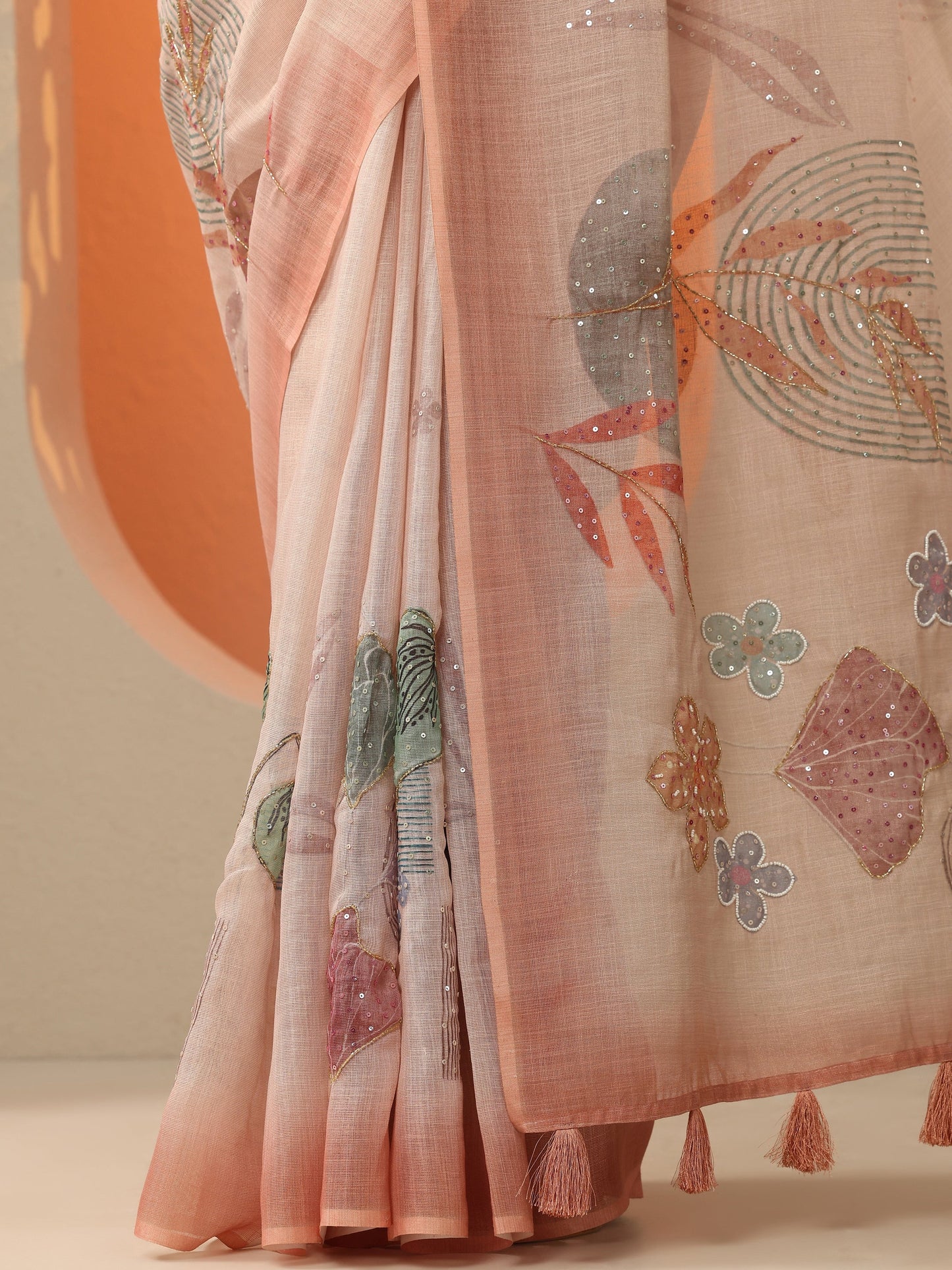 Peach Printed Silk Blend Saree With Unstitched Blouse Piece