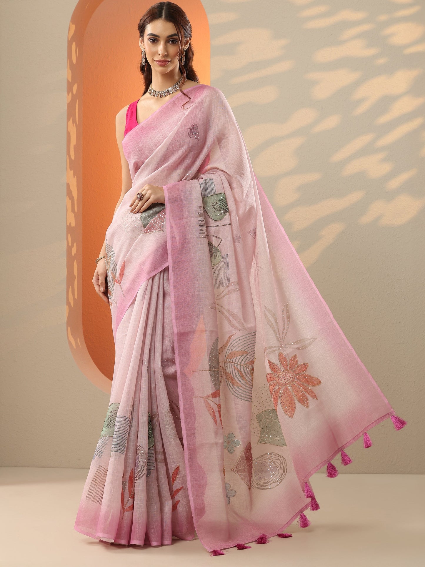 Pink Printed Silk Blend Saree With Unstitched Blouse Piece