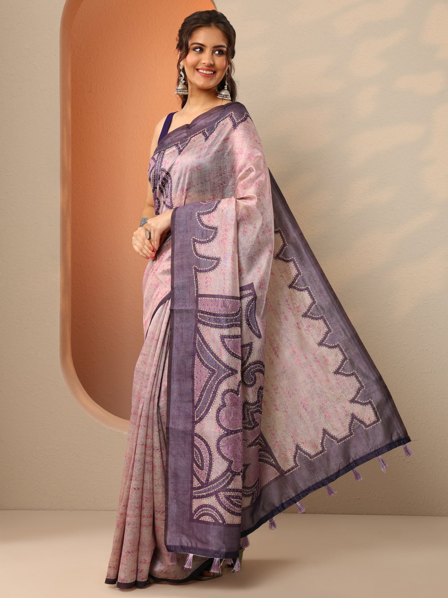 Lavender Embellished Silk Blend Saree With Unstitched Blouse Piece