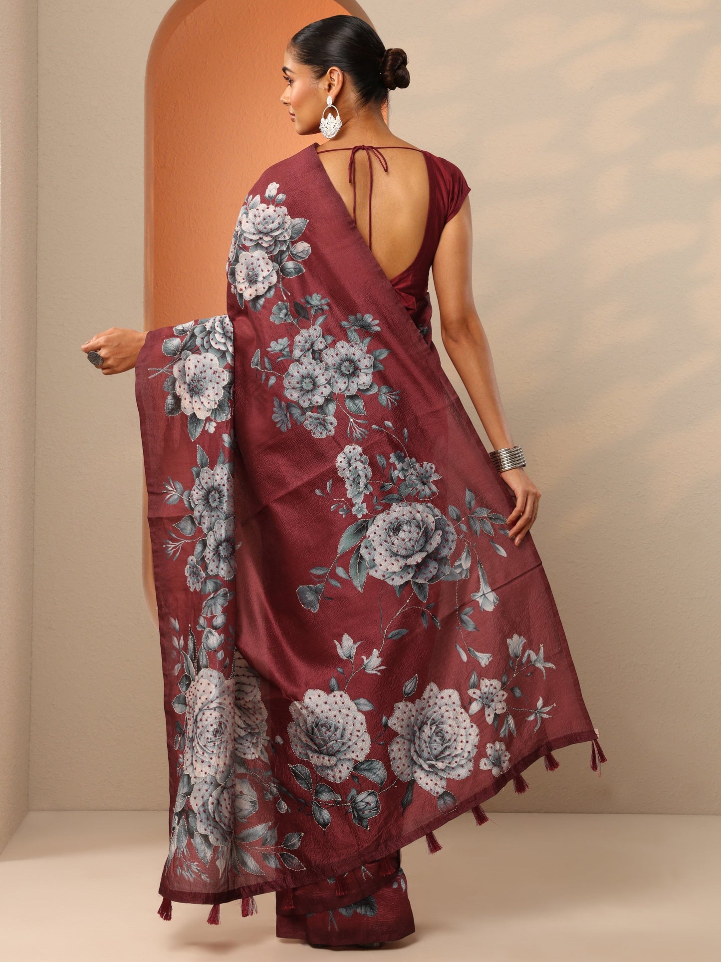 Maroon Embellished Silk Blend Saree With Unstitched Blouse Piece