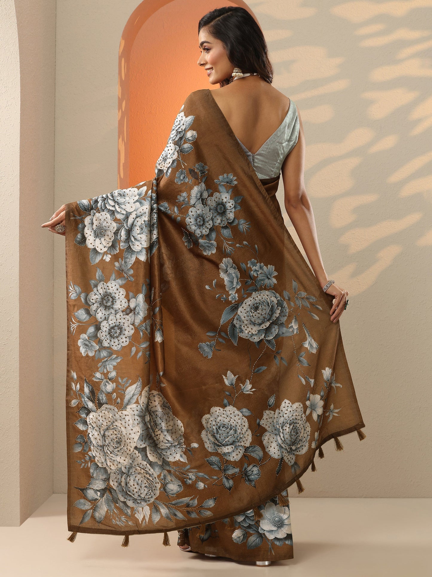 Brown Embellished Silk Blend Saree With Unstitched Blouse Piece