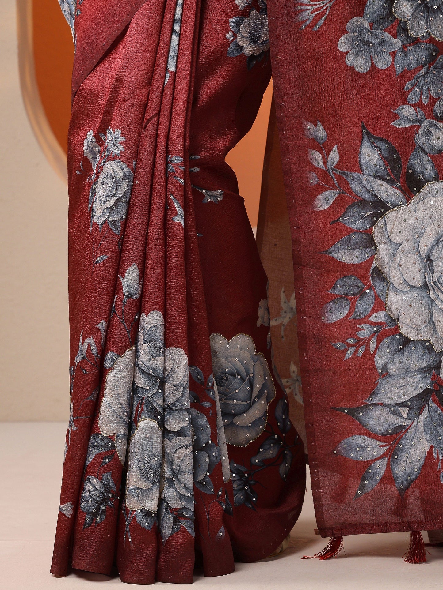 Maroon Printed Silk Blend Saree With Unstitched Blouse Piece