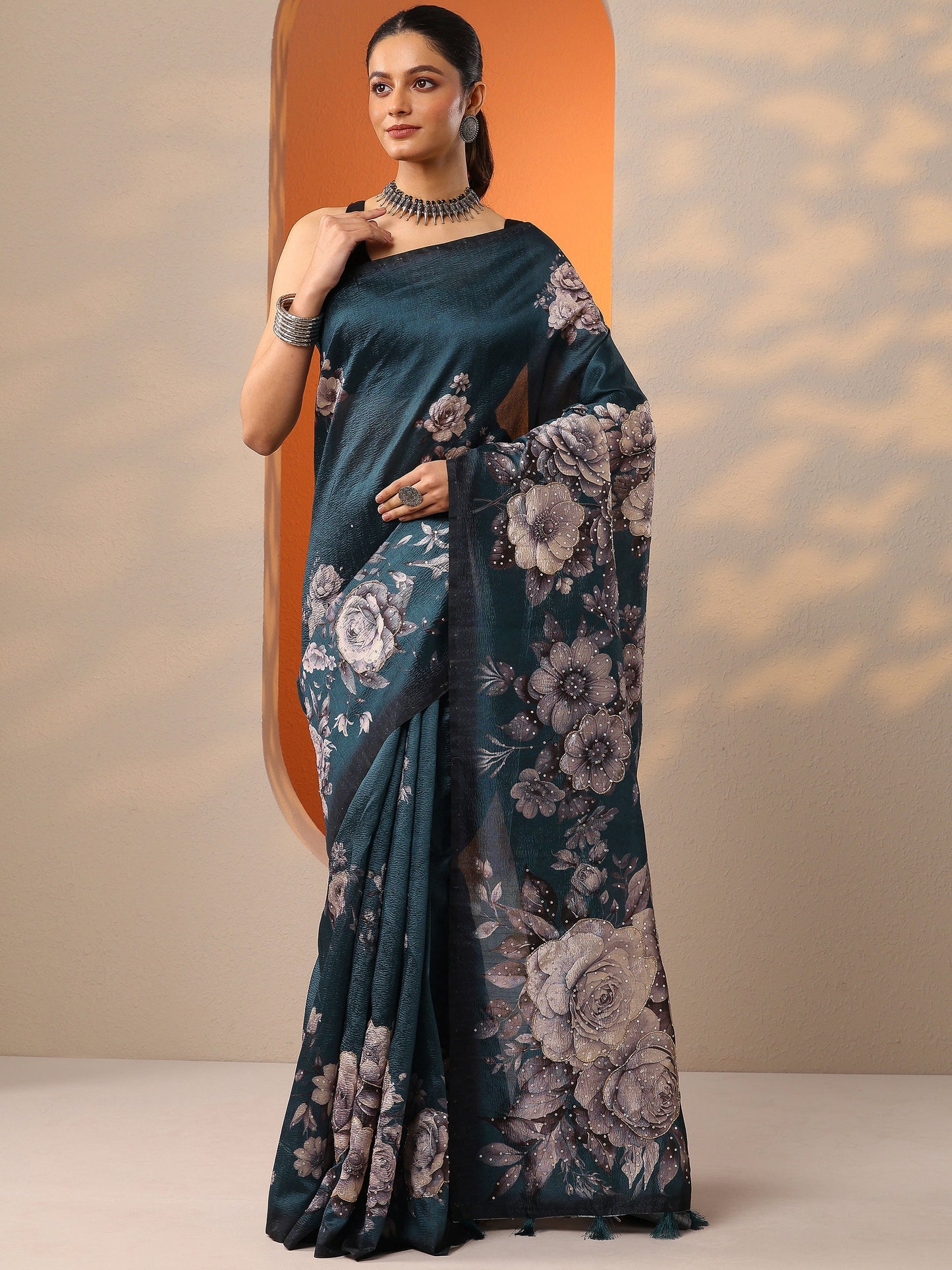 Teal Printed Silk Blend Saree With Unstitched Blouse Piece
