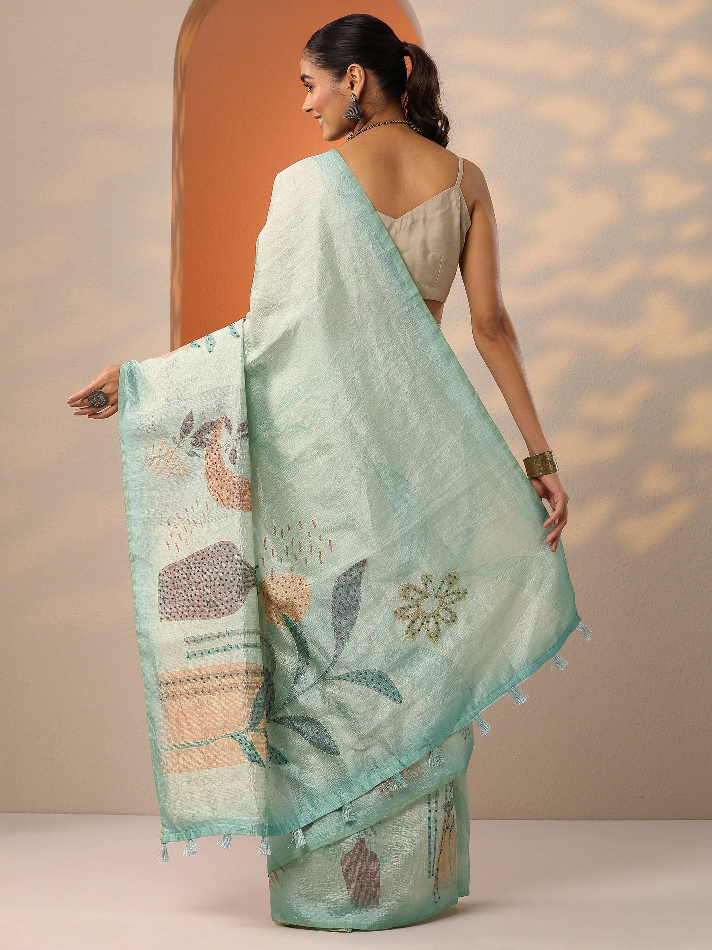 Sea Green Printed Silk Blend Saree With Unstitched Blouse Piece
