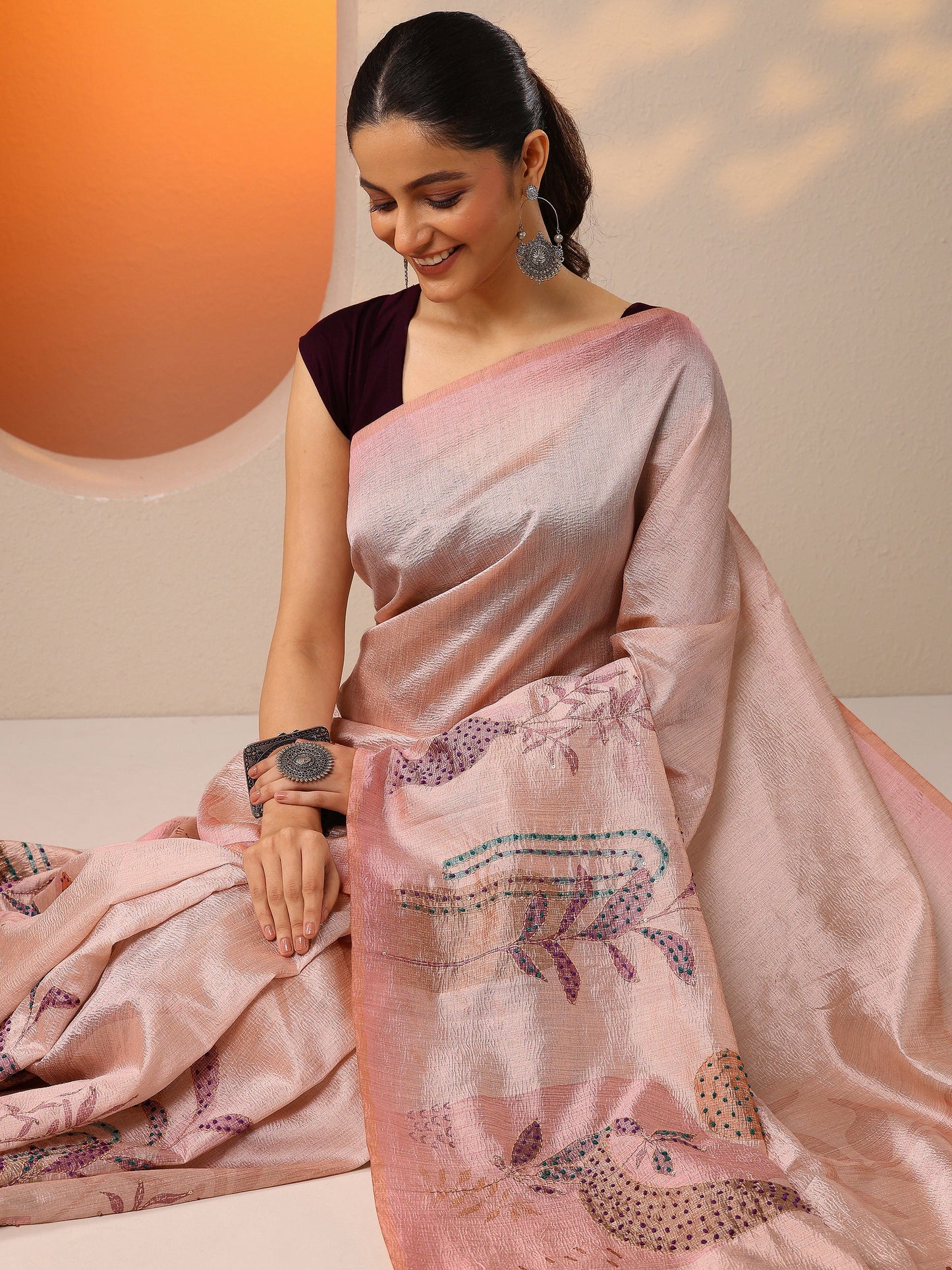 Peach Printed Silk Blend Saree With Unstitched Blouse Piece