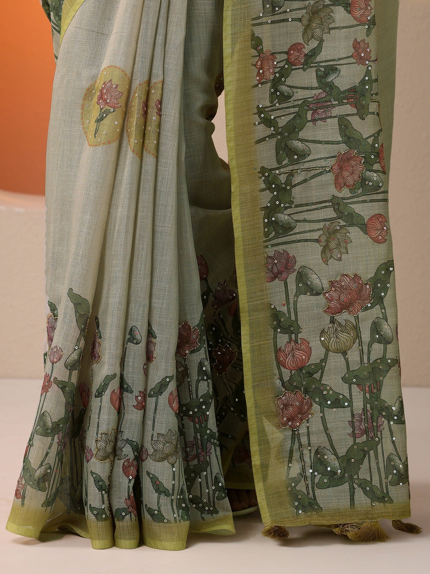 Green Printed Silk Blend Saree With Unstitched Blouse Piece