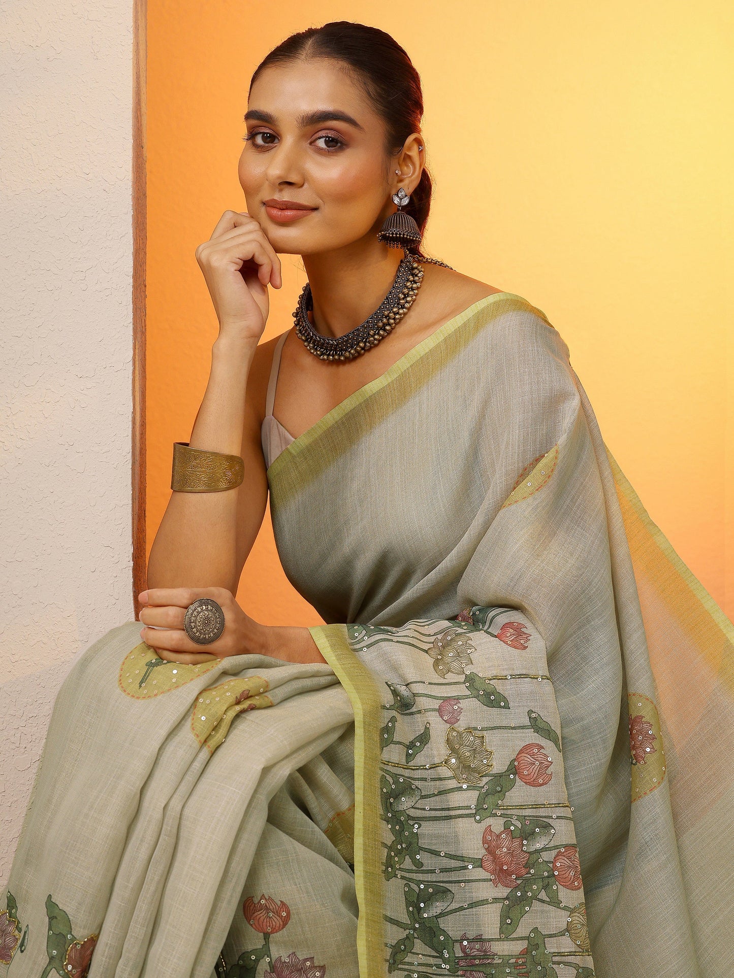 Green Printed Silk Blend Saree With Unstitched Blouse Piece