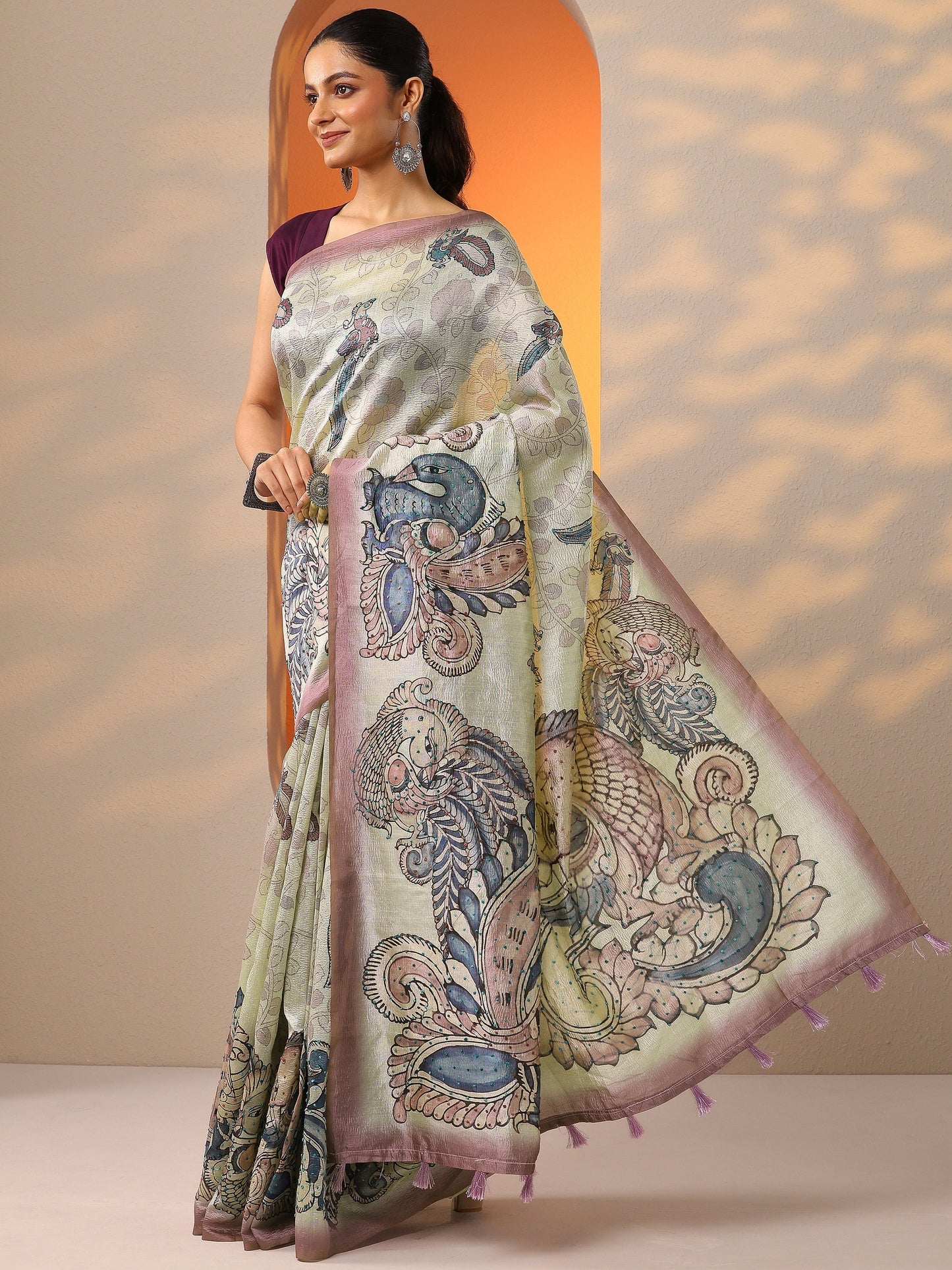 Beige Printed Silk Blend Saree With Unstitched Blouse Piece
