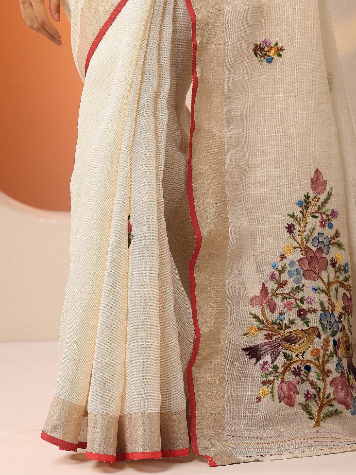Beige Embroidered Silk Blend Saree With Unstitched Blouse Piece