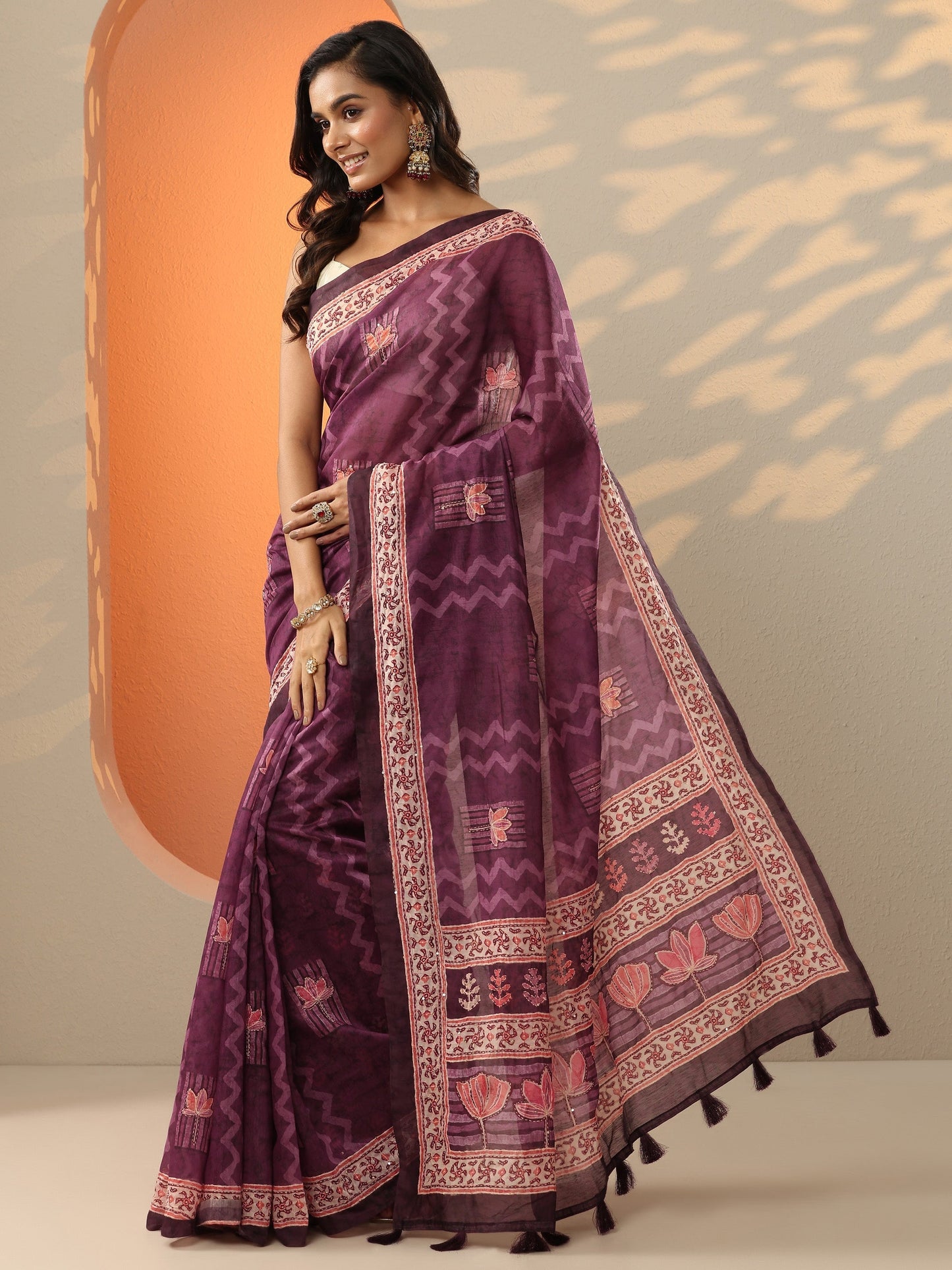 Burgundy Printed Silk Blend Saree With Unstitched Blouse Piece