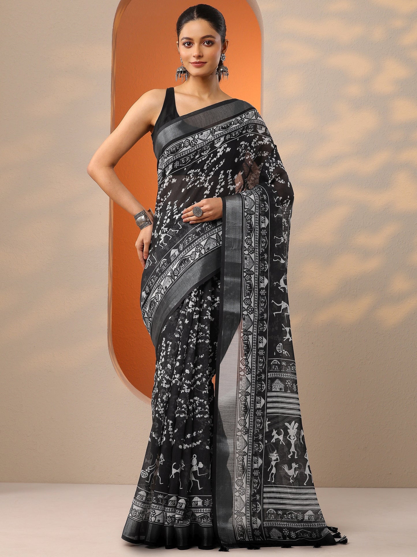 Black Printed Cotton Blend Saree With Unstitched Blouse Piece