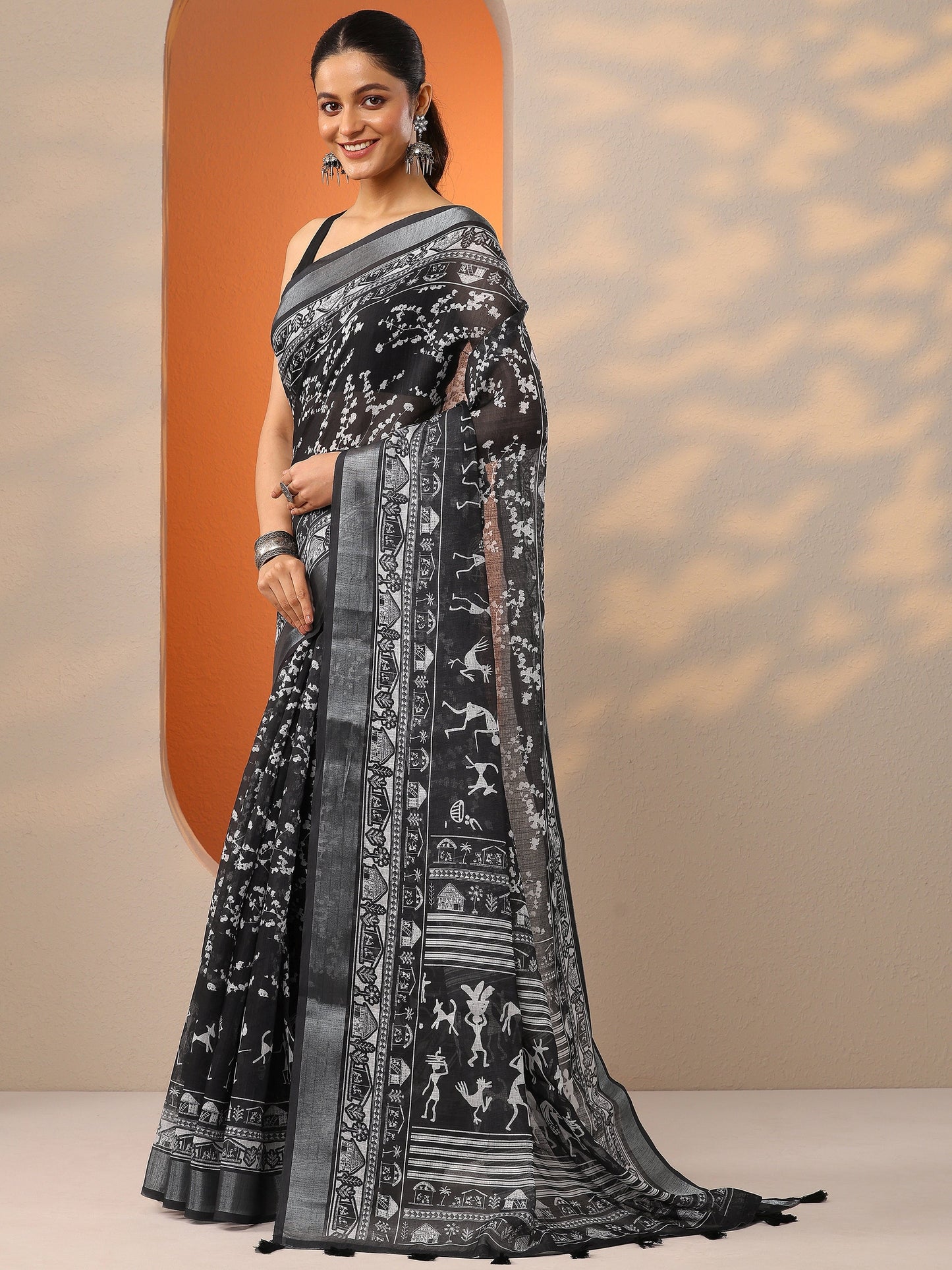 Black Printed Cotton Blend Saree With Unstitched Blouse Piece