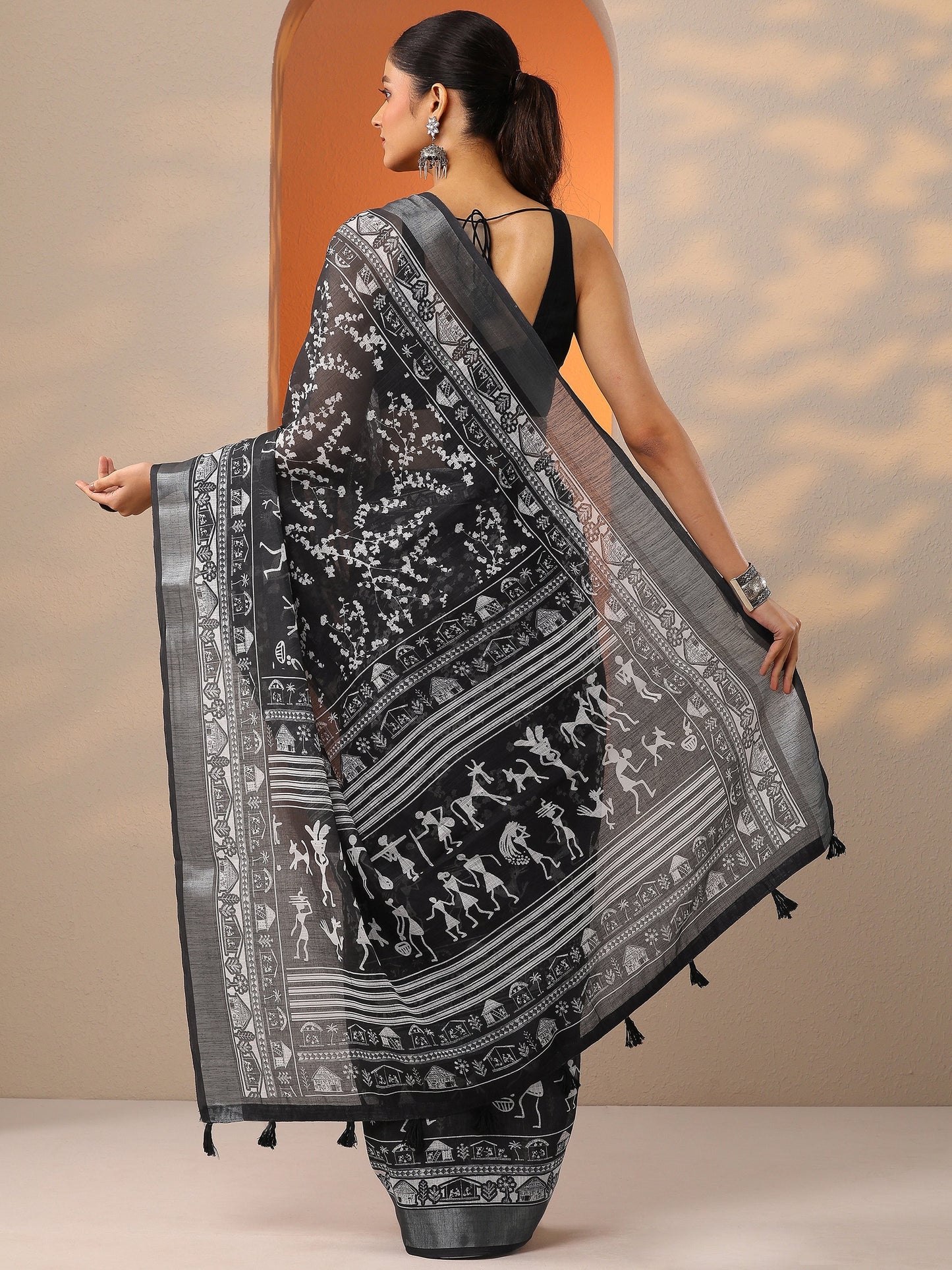Black Printed Cotton Blend Saree With Unstitched Blouse Piece