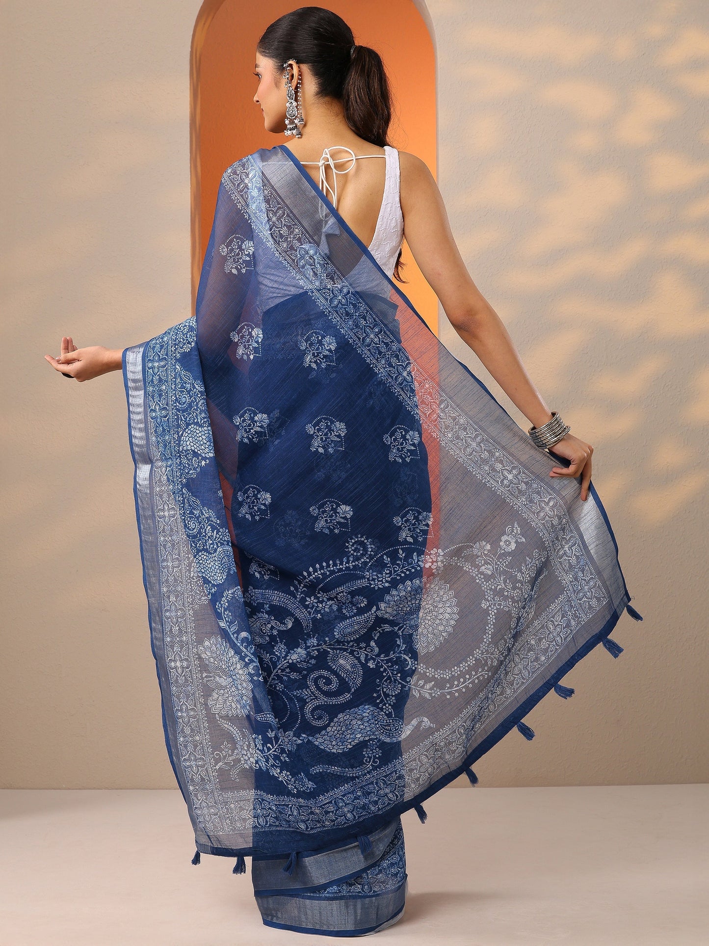 Blue Jamdani Printed Cotton Blend Saree With Unstitched Blouse Piece