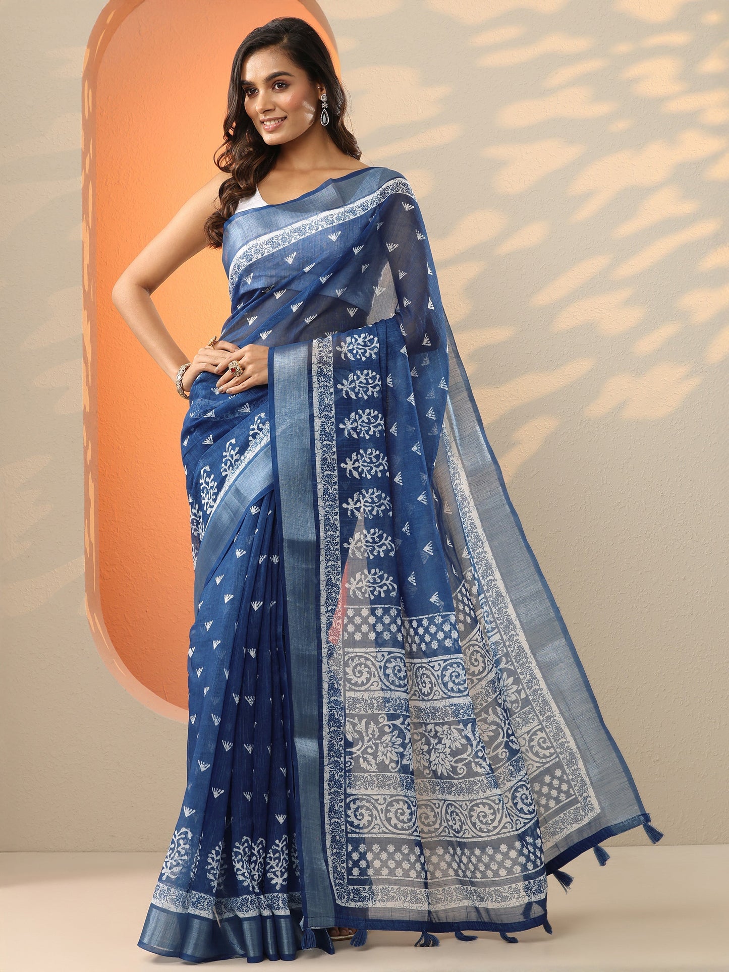 Blue Jamdani Printed Cotton Blend Saree With Unstitched Blouse Piece