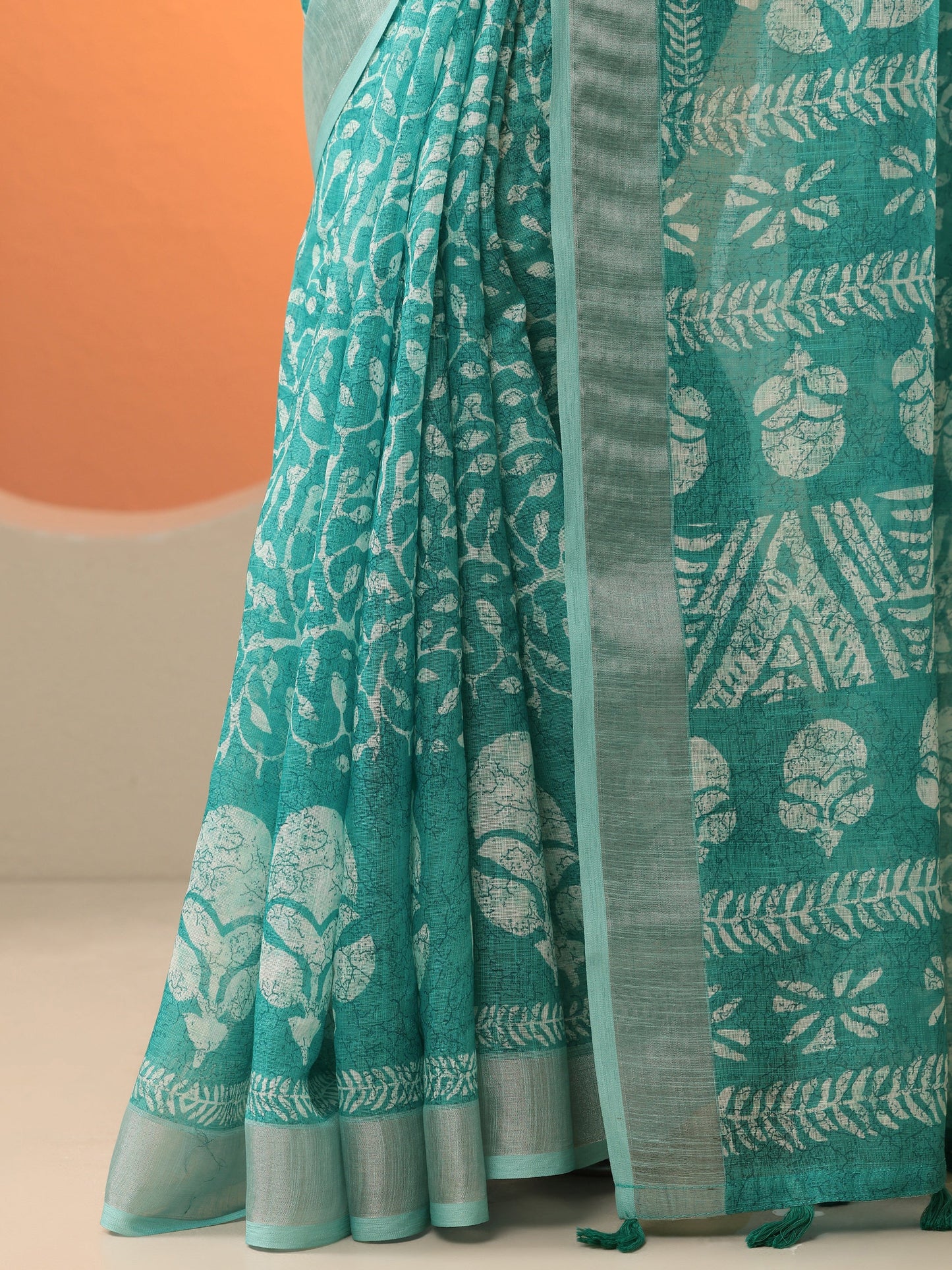 Blue Jamdani Printed Cotton Blend Saree With Unstitched Blouse Piece