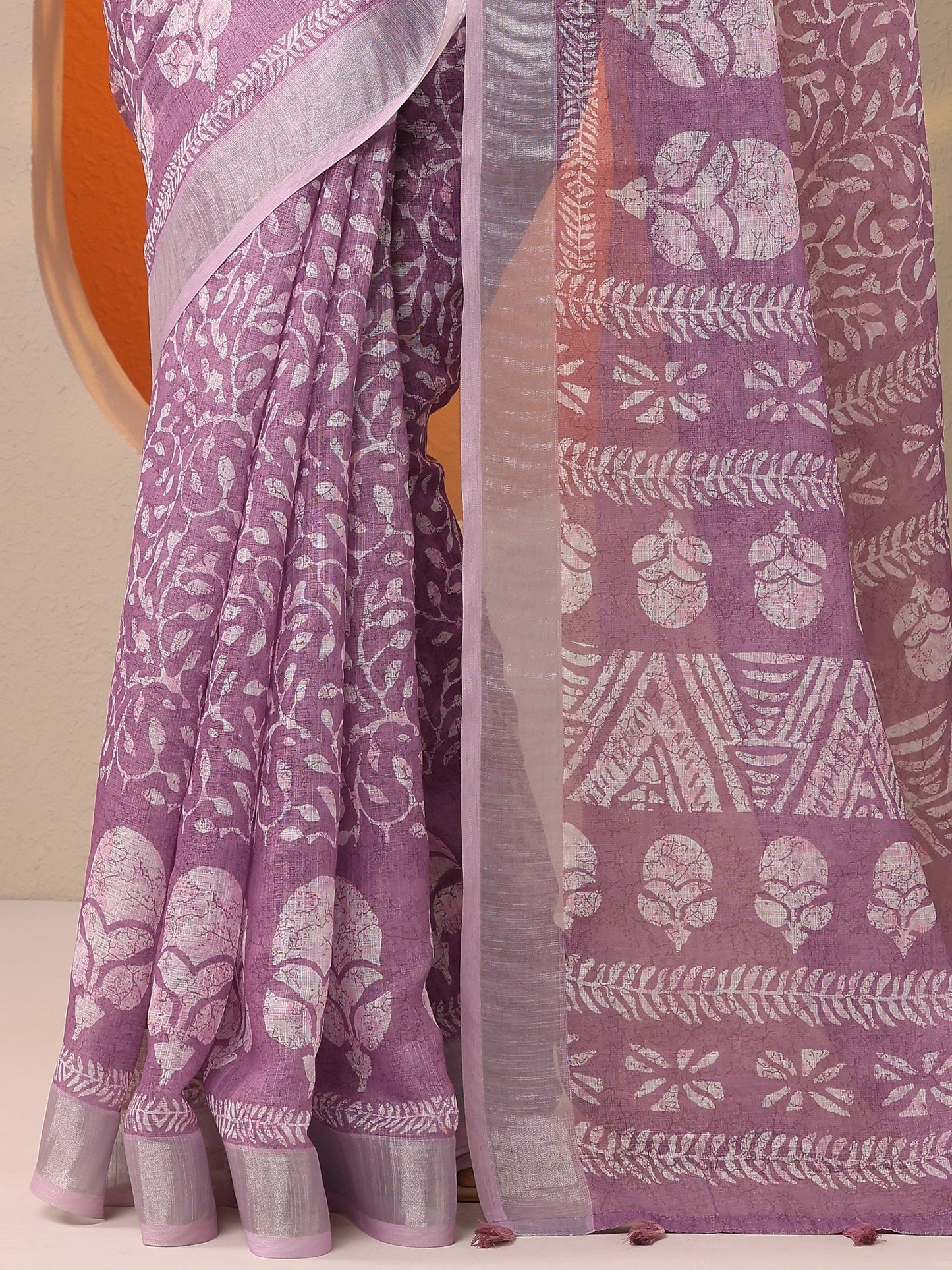 Mauve Jamdani Printed Cotton Blend Saree With Unstitched Blouse Piece