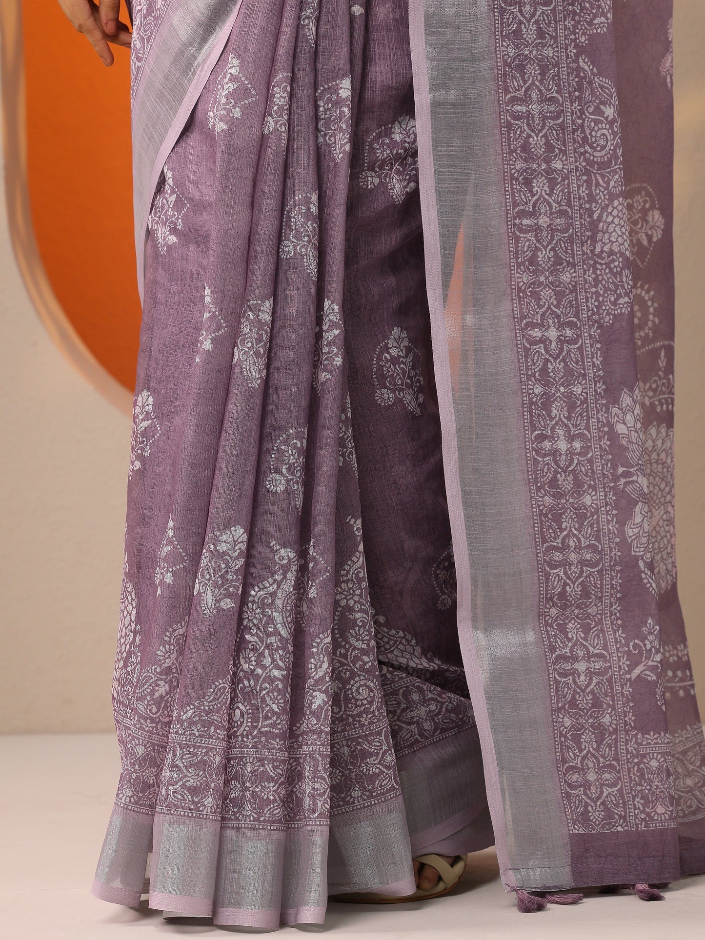 Mauve Jamdani Printed Cotton Blend Saree With Unstitched Blouse Piece
