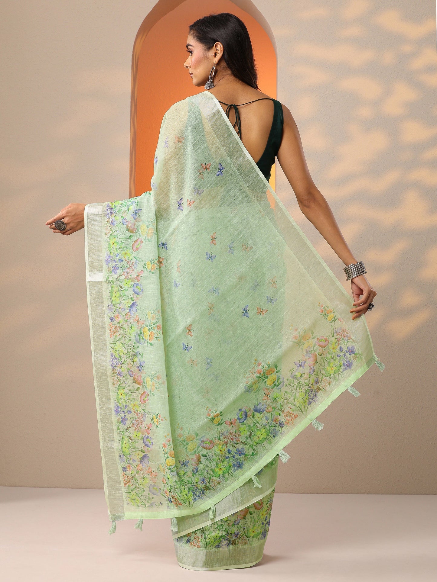 Green Printed Cotton Blend Saree With Unstitched Blouse Piece