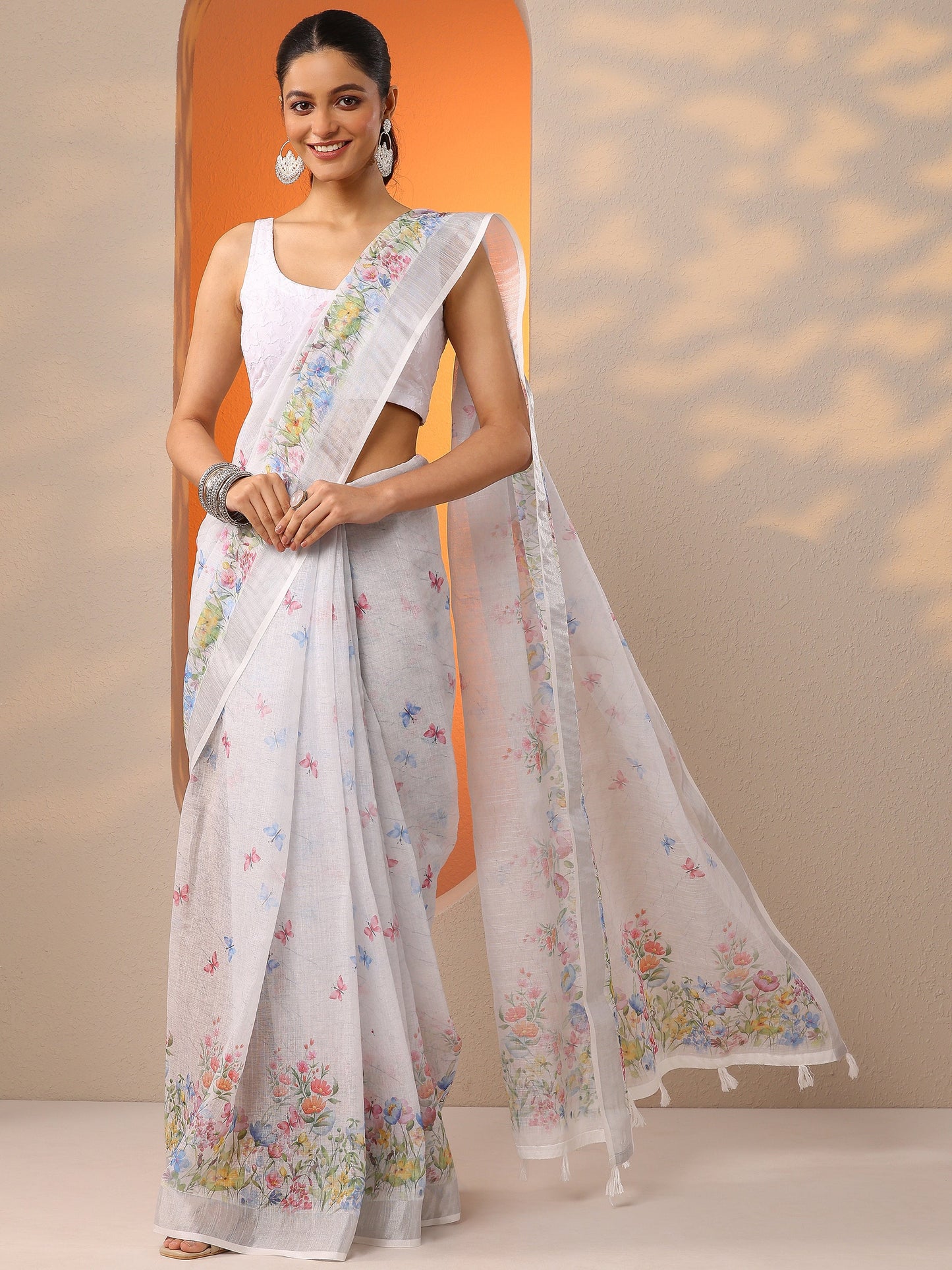 White Printed Cotton Blend Saree With Unstitched Blouse Piece