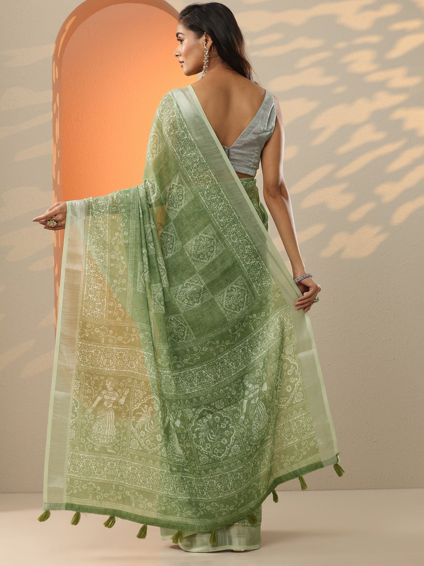 Green Printed Cotton Blend Baluchari Saree With Unstitched Blouse Piece