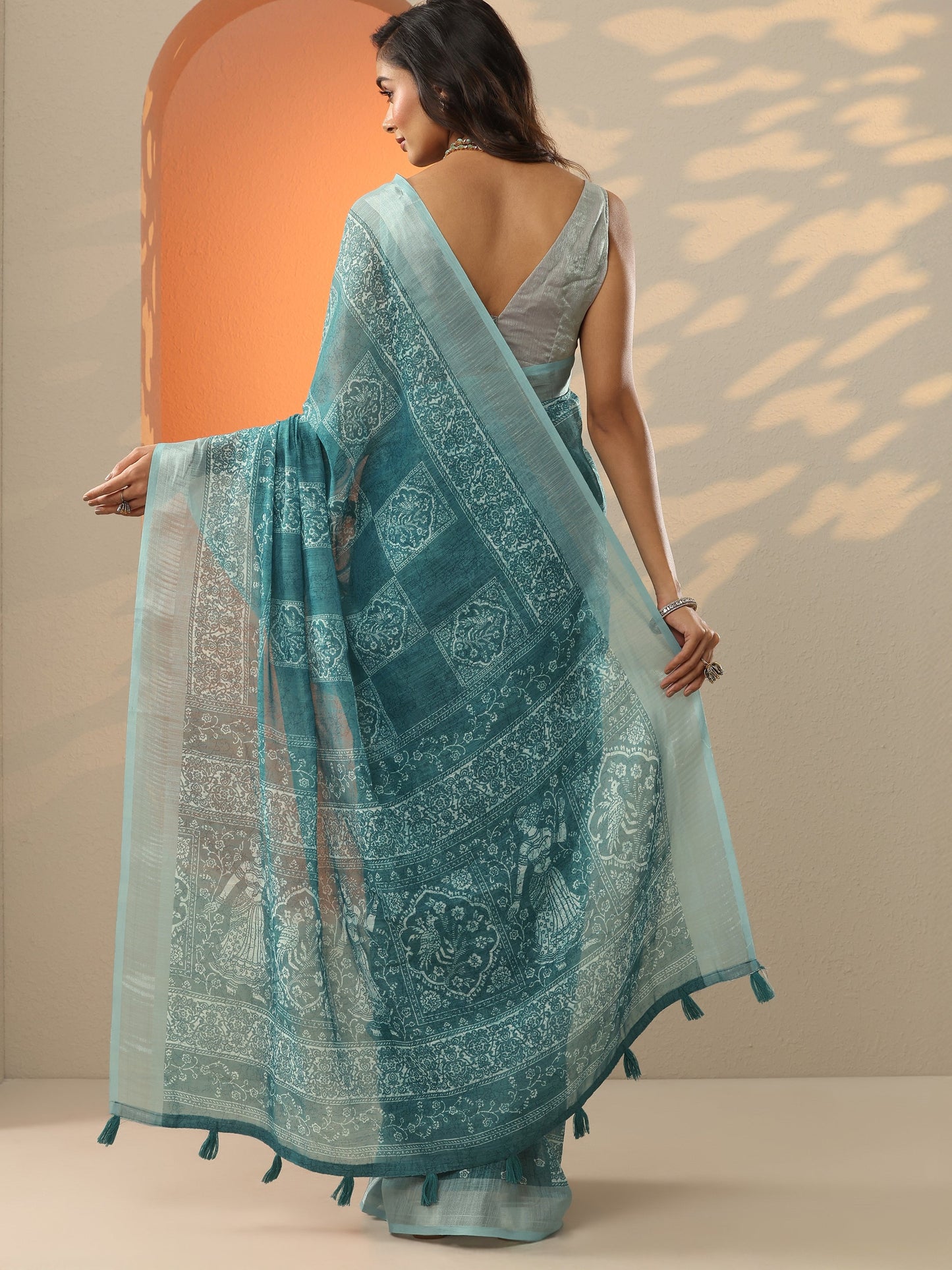 Blue Printed Cotton Blend Baluchari Saree With Unstitched Blouse Piece