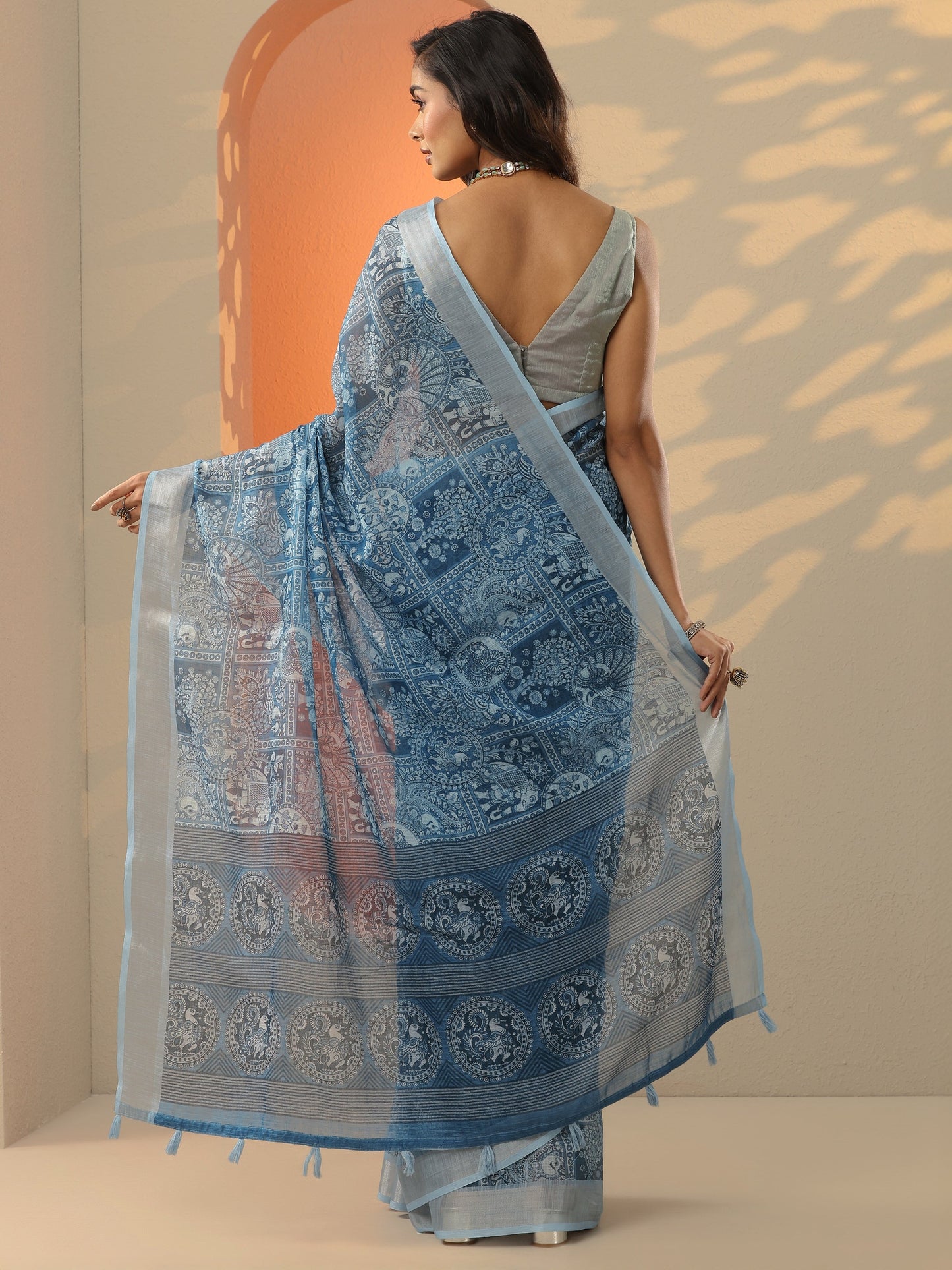 Blue Printed Cotton Blend Saree With Unstitched Blouse Piece