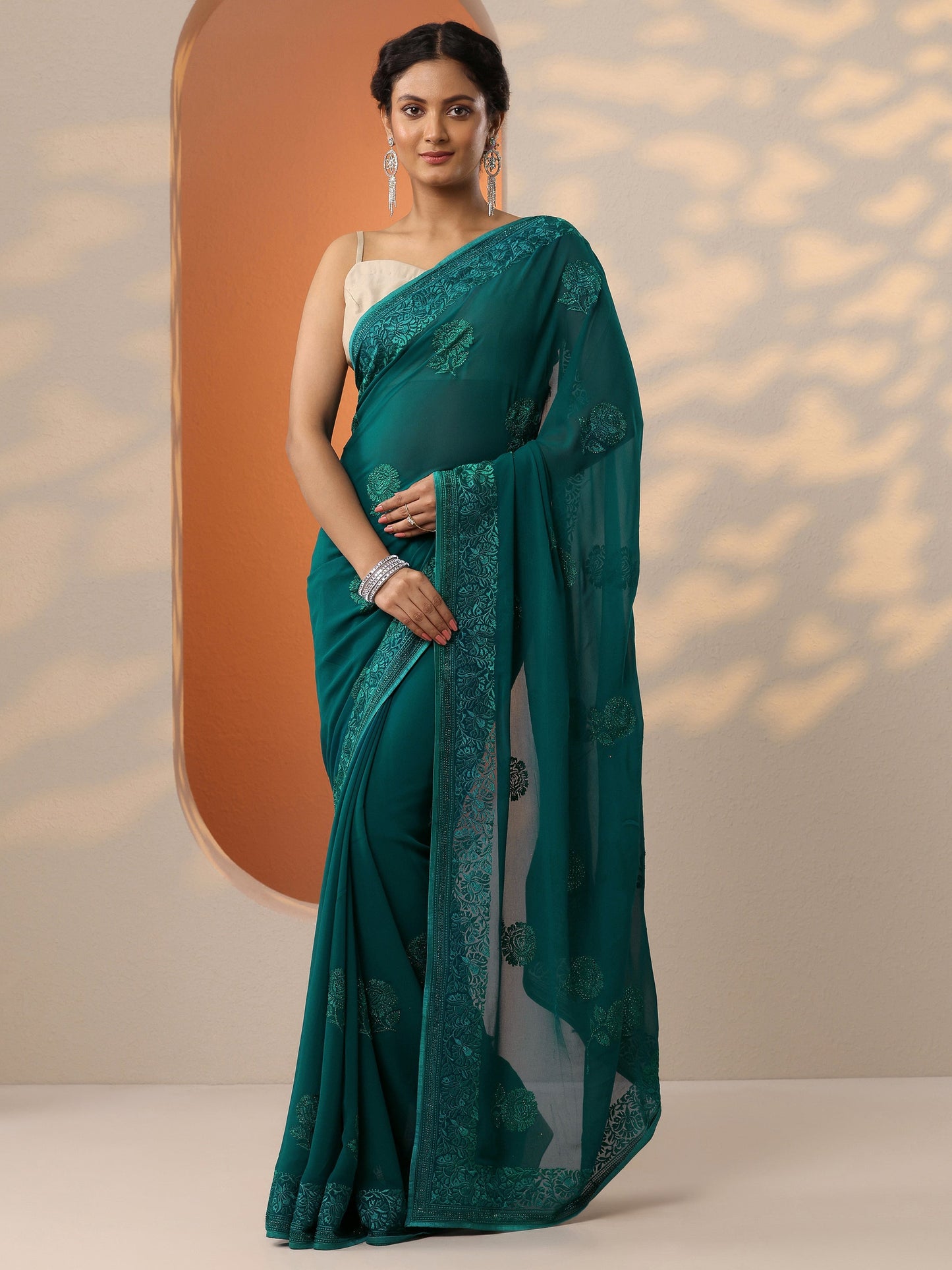 Blue Embroidered Georgette Saree With Unstitched Blouse Piece