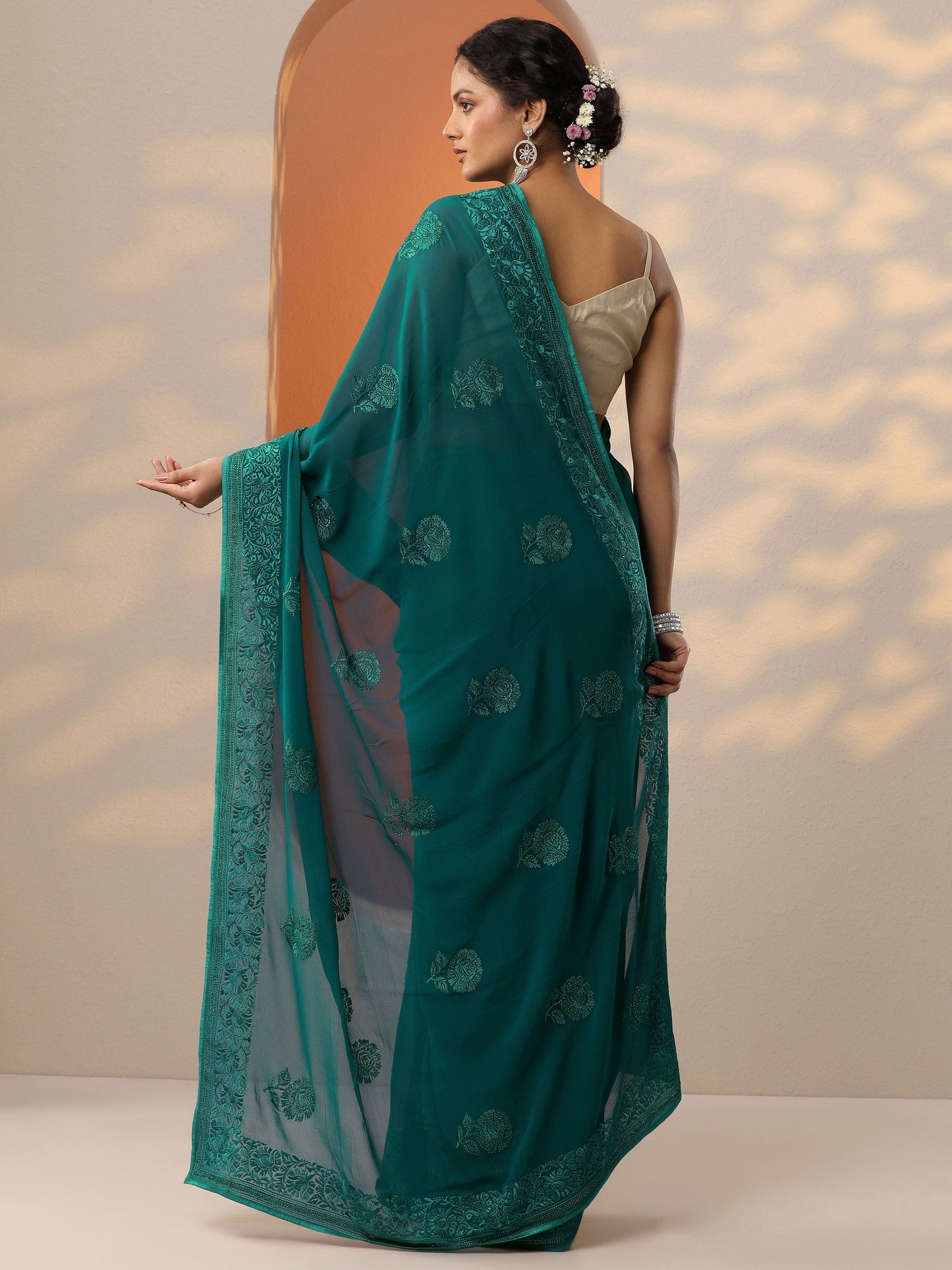 Blue Embroidered Georgette Saree With Unstitched Blouse Piece