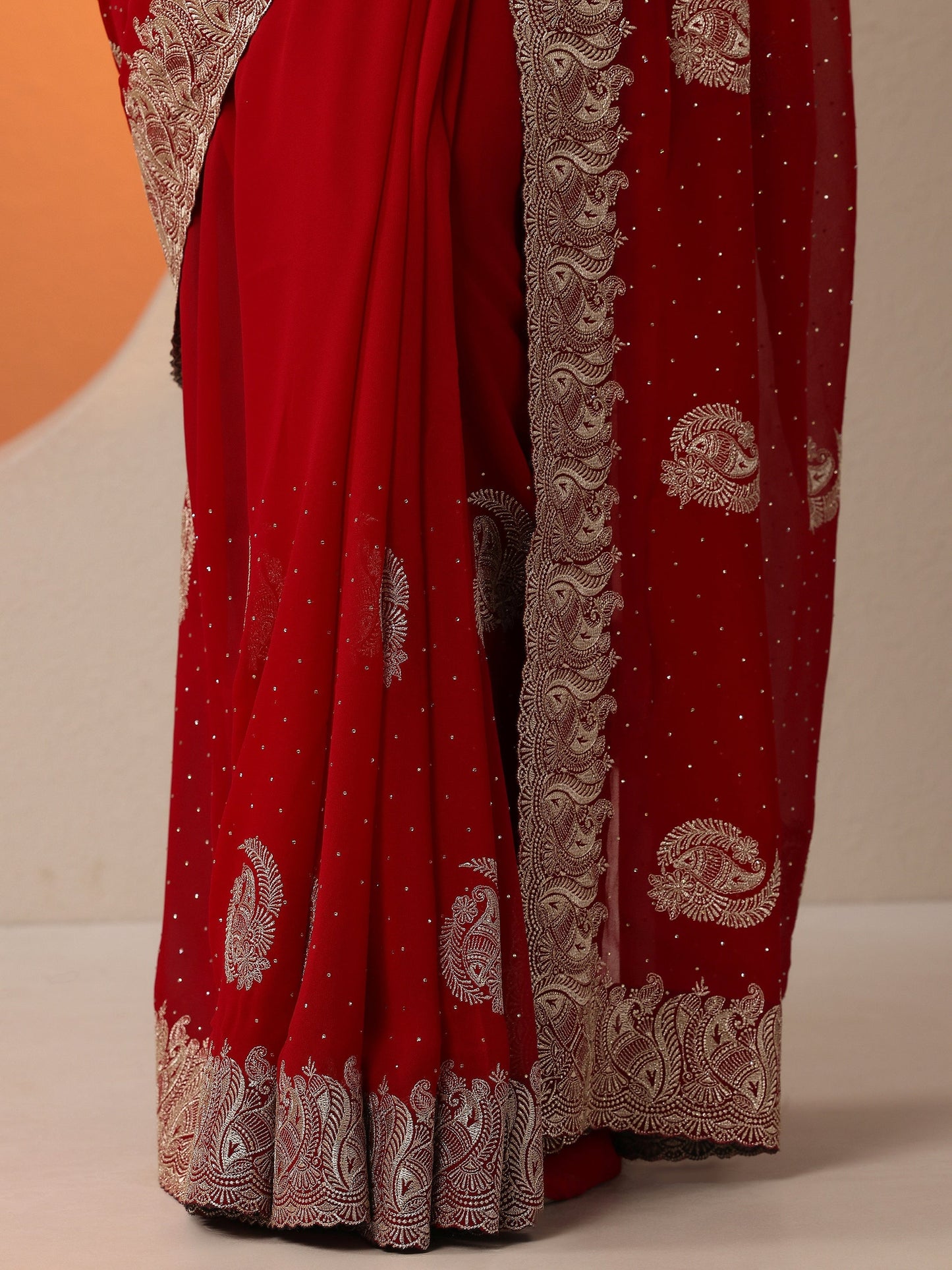 Red Embroidered Georgette Saree With Unstitched Blouse Piece