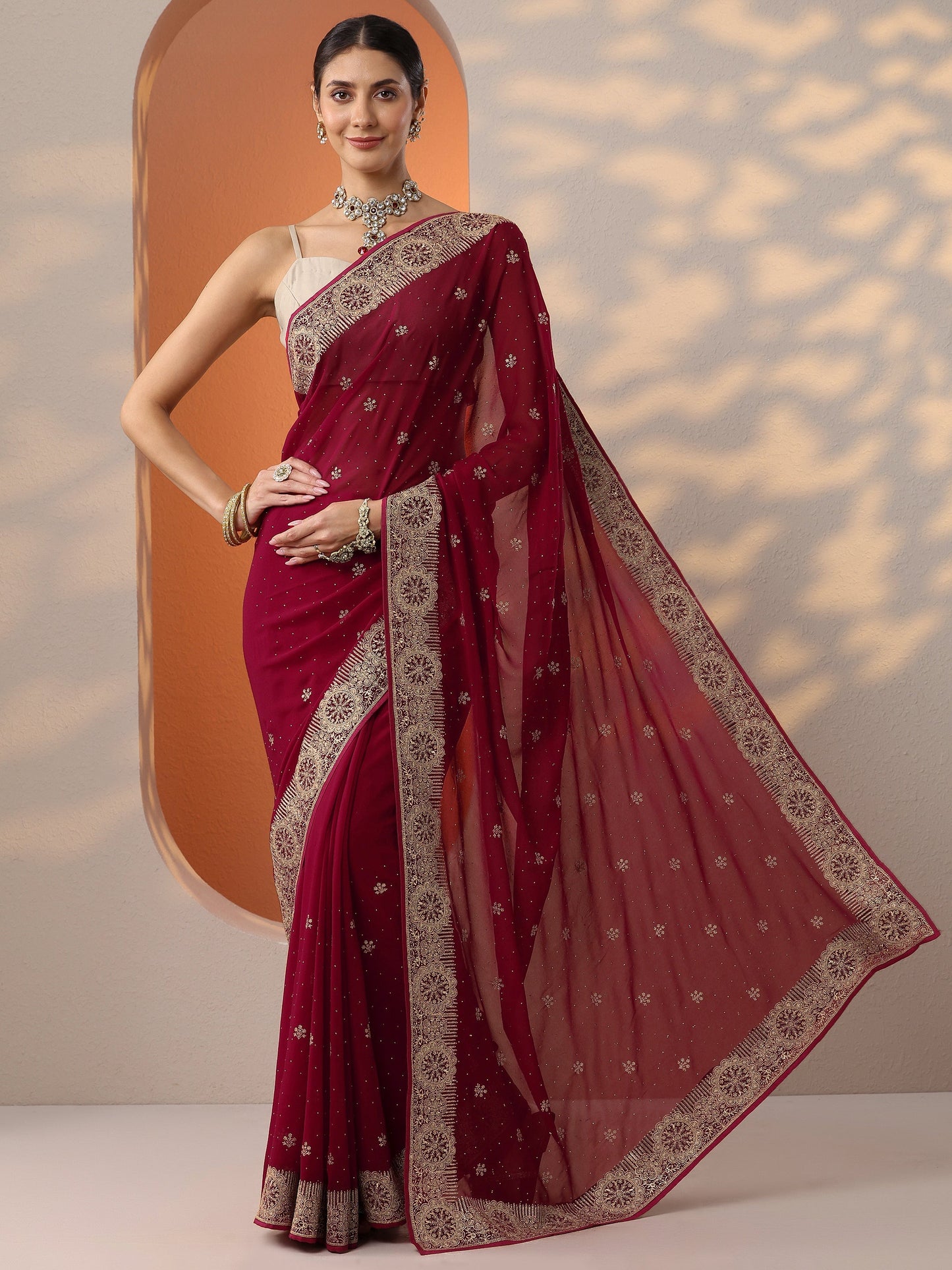 Red Embroidered Georgette Saree With Unstitched Blouse Piece