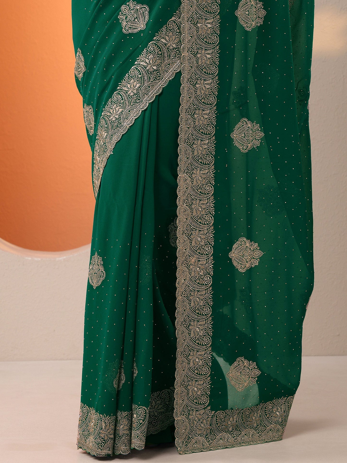 Green Embroidered Georgette Saree With Unstitched Blouse Piece