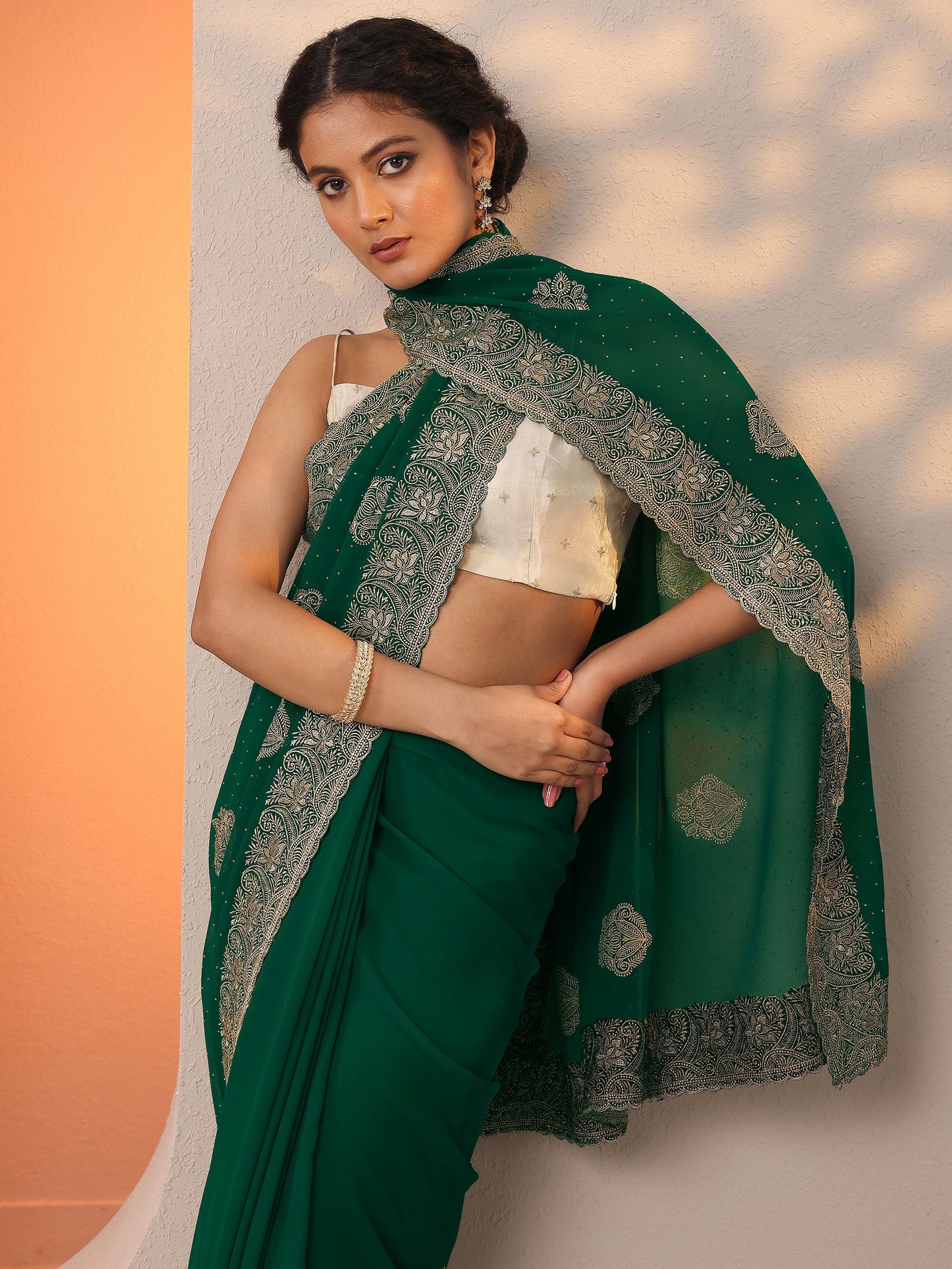 Green Embroidered Georgette Saree With Unstitched Blouse Piece