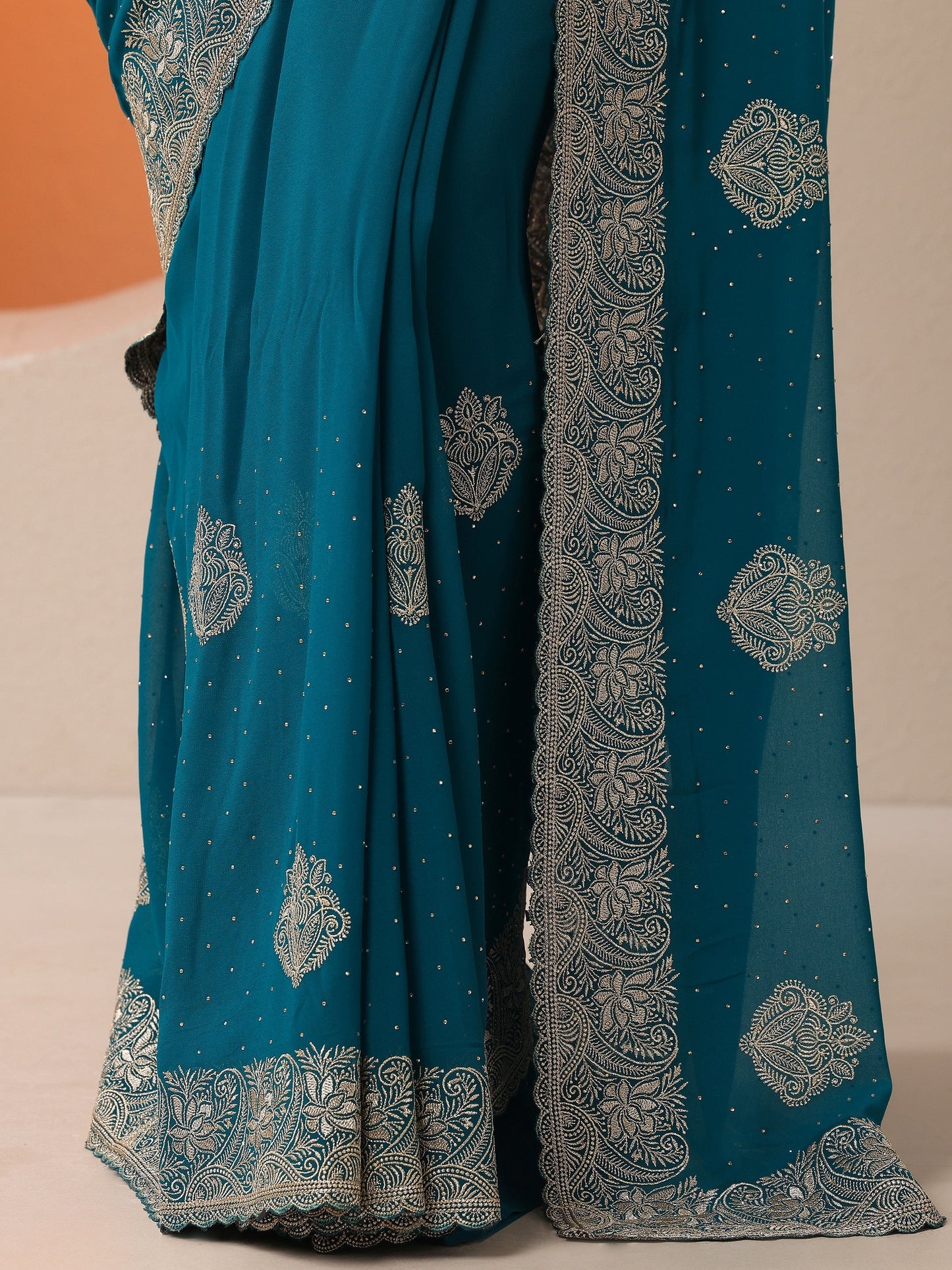 Blue Embroidered Georgette Saree With Unstitched Blouse Piece