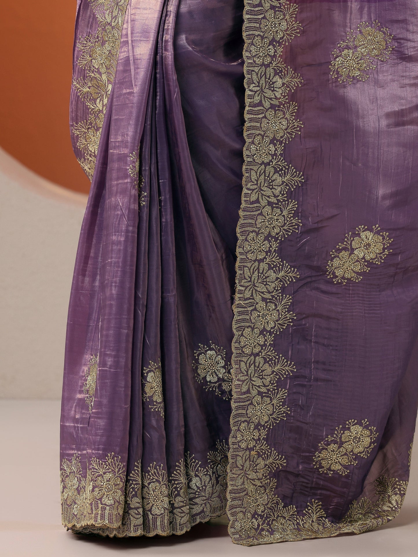 Purple Embroidered Organza Saree With Unstitched Blouse Piece