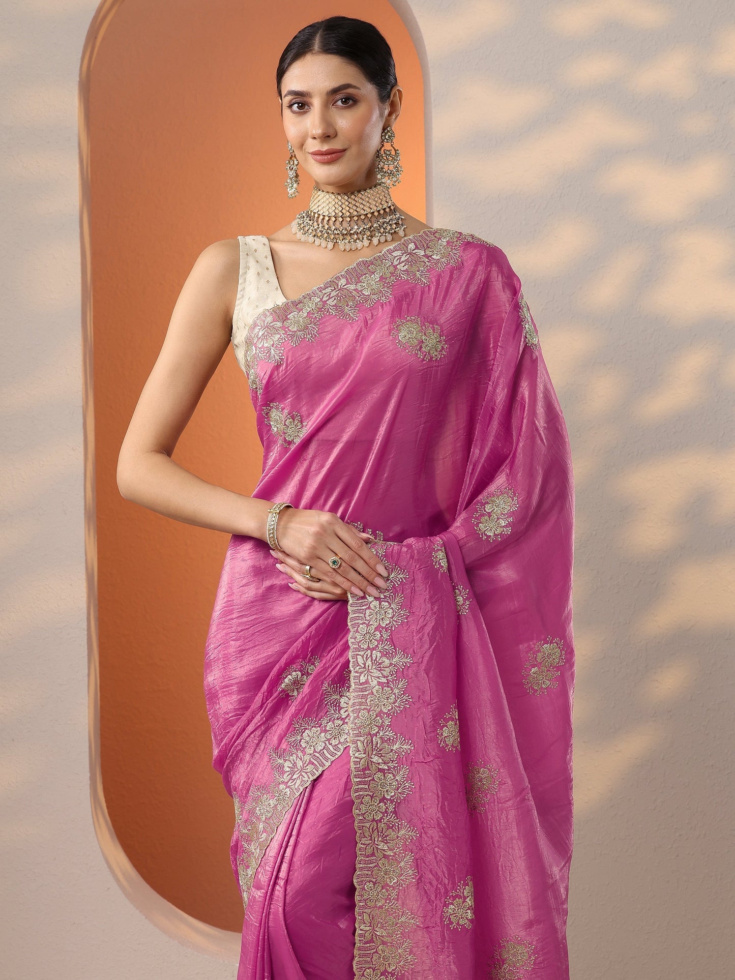 Pink Embroidered Organza Saree With Unstitched Blouse Piece