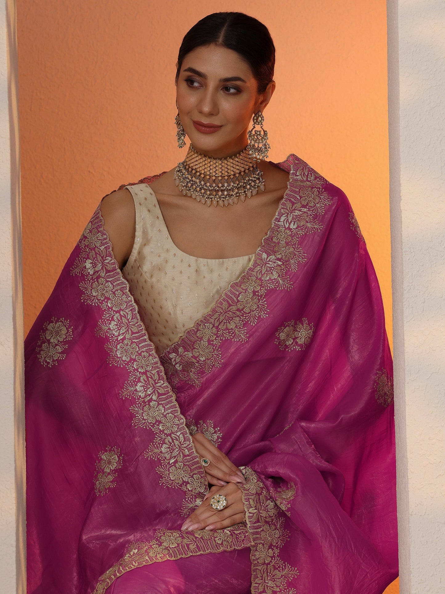 Pink Embroidered Organza Saree With Unstitched Blouse Piece