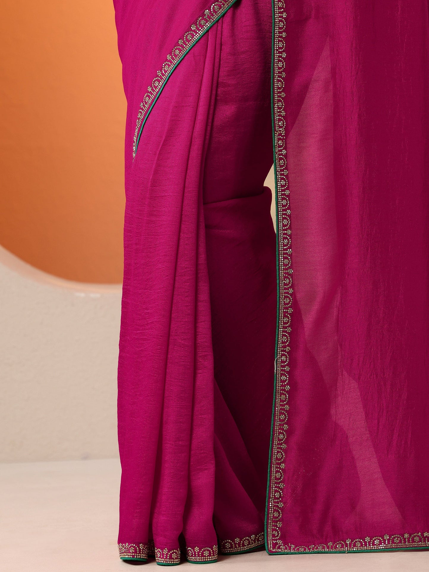 Pink Solid Silk Blend Saree With Unstitched Blouse Piece