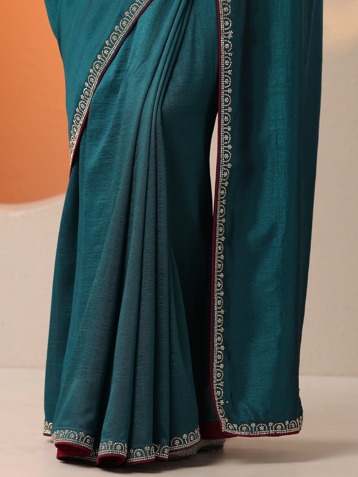 Blue Solid Silk Blend Saree With Unstitched Blouse Piece