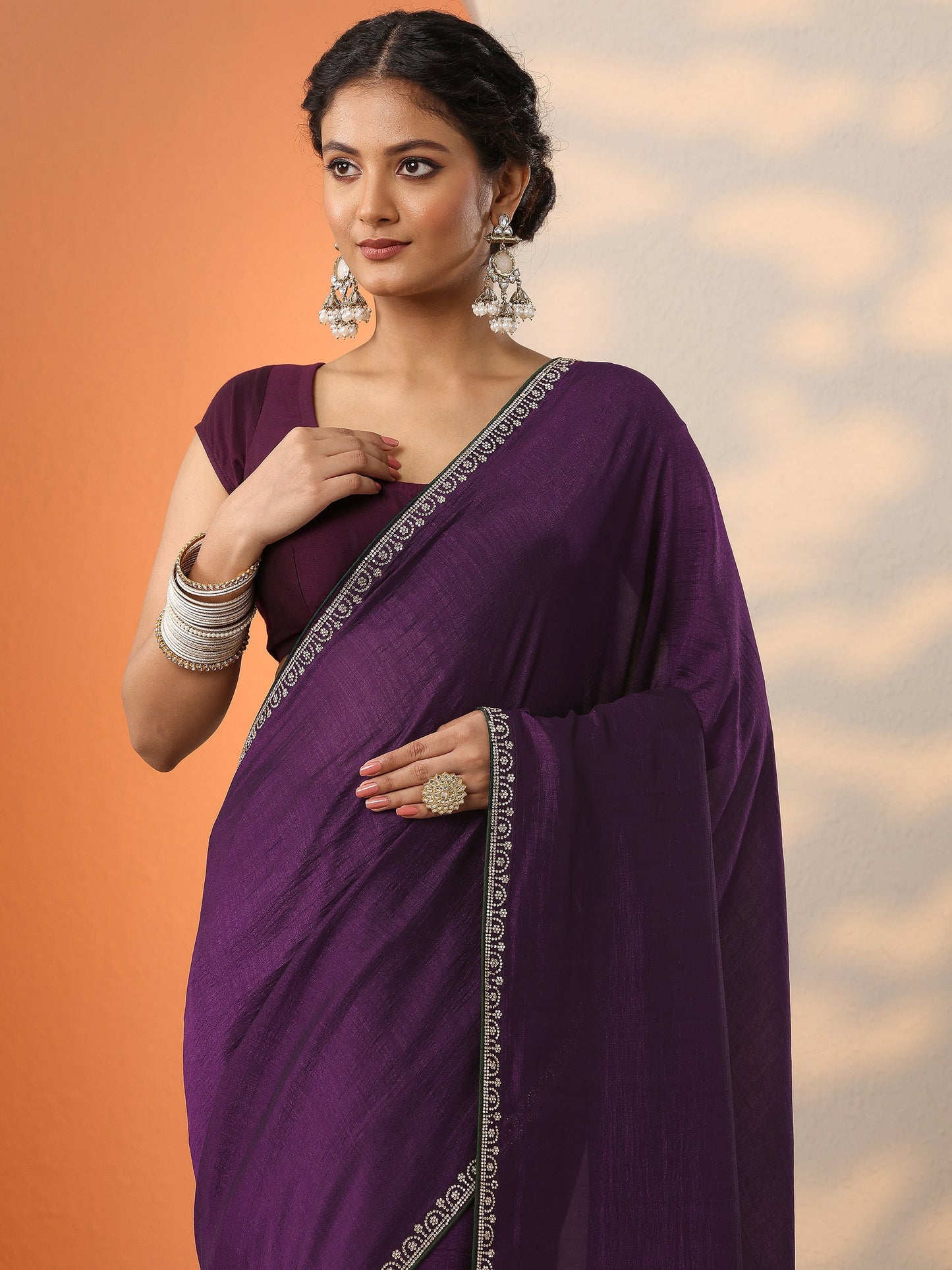 Burgundy Solid Silk Blend Saree With Unstitched Blouse Piece