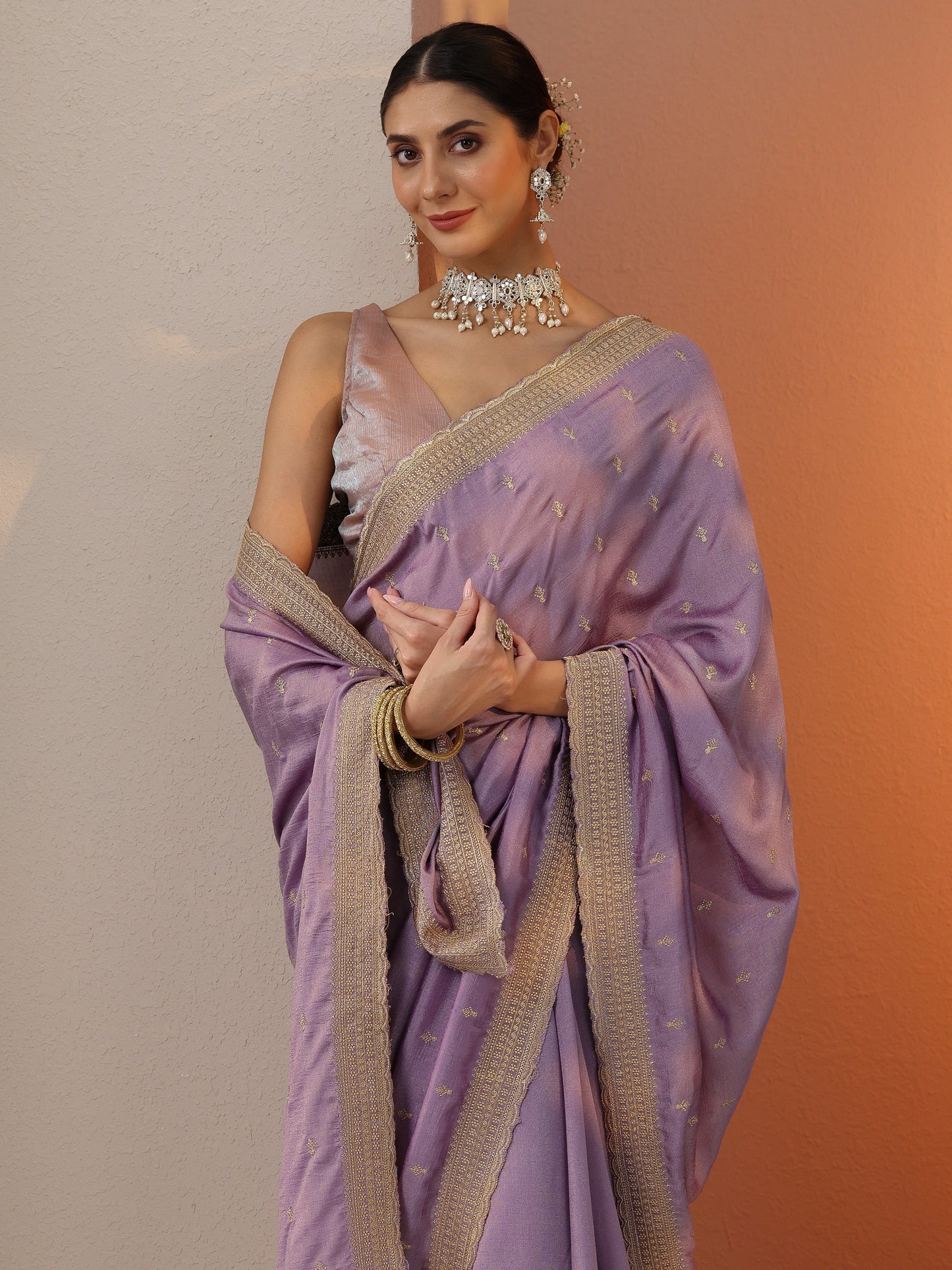 Lavender Embellished Silk Blend Saree With Unstitched Blouse Piece