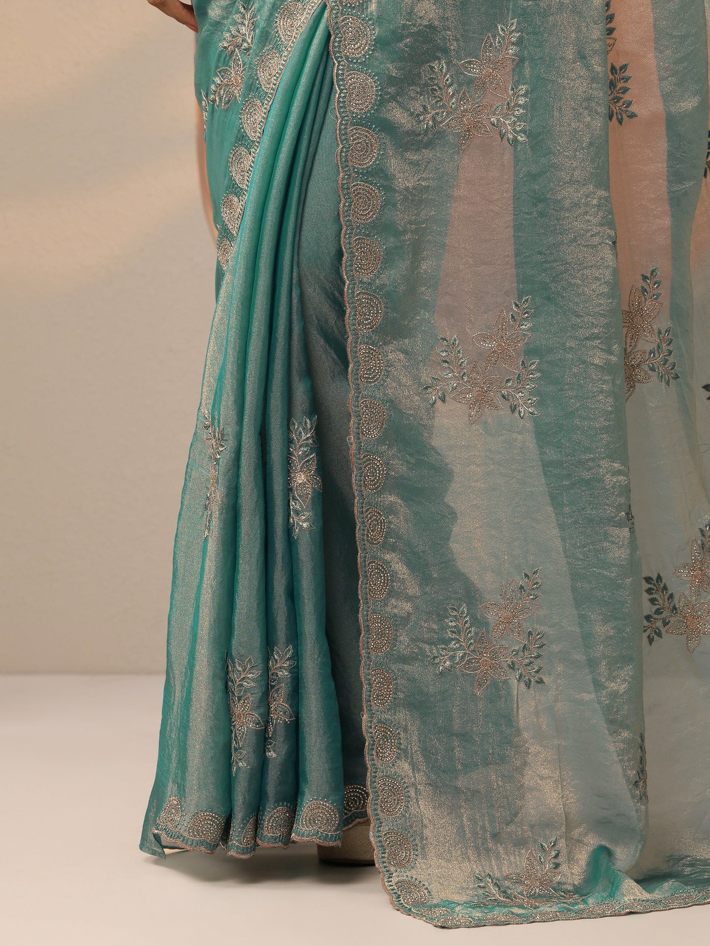 Teal Embroidered Organza Saree With Unstitched Blouse Piece