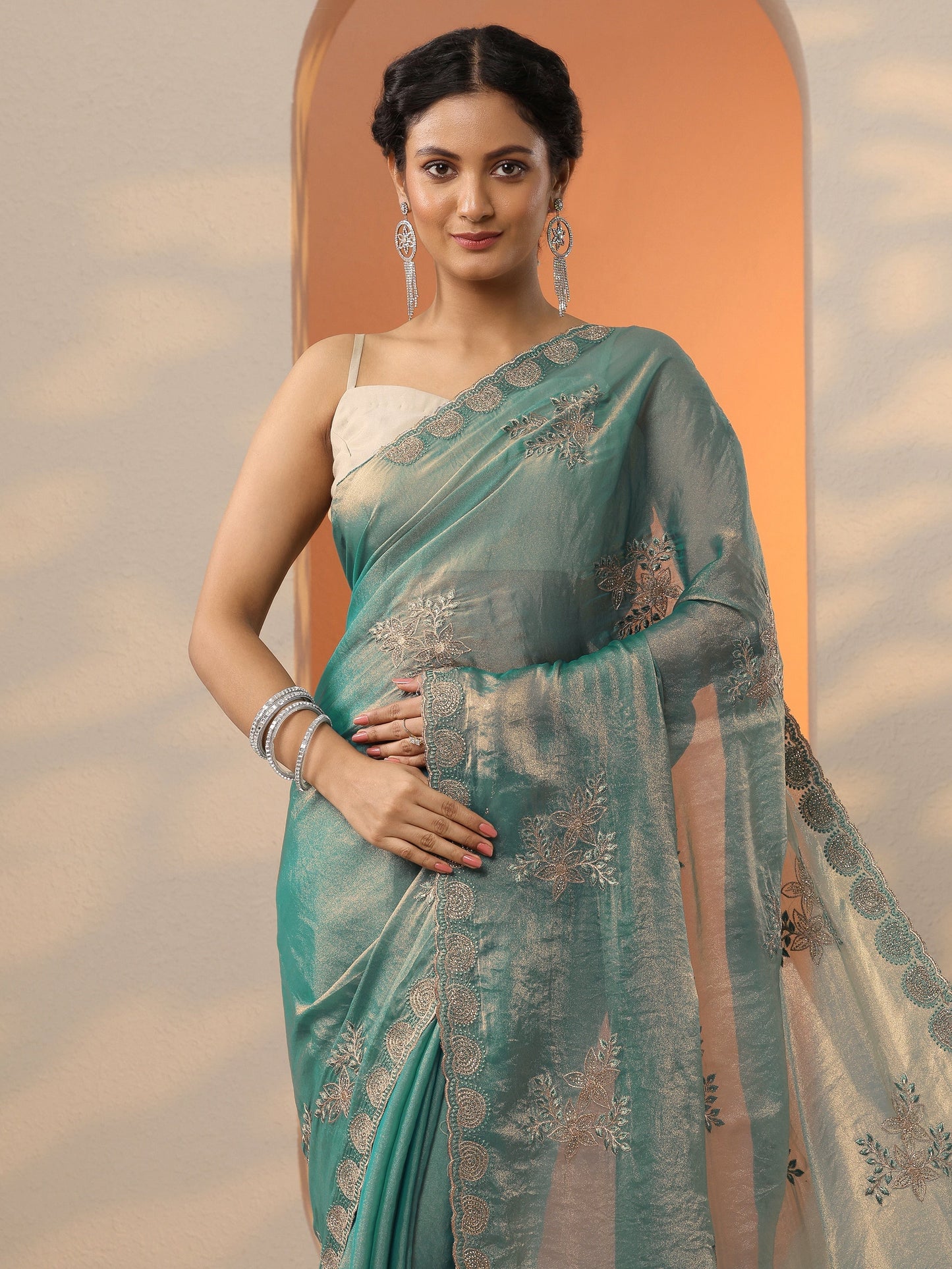 Teal Embroidered Organza Saree With Unstitched Blouse Piece