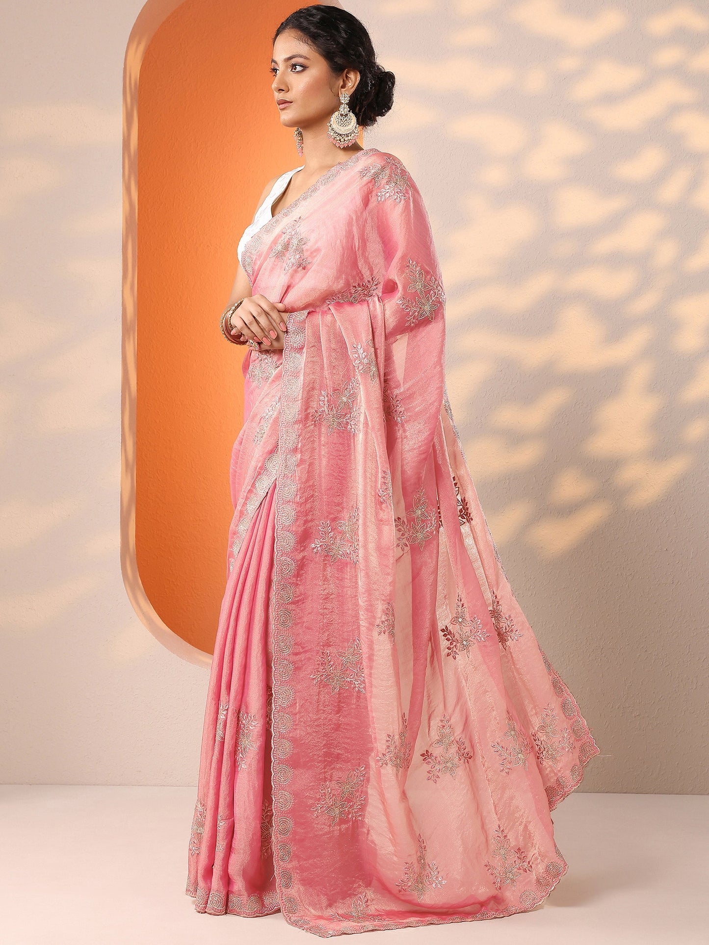 Pink Embroidered Organza Saree With Unstitched Blouse Piece