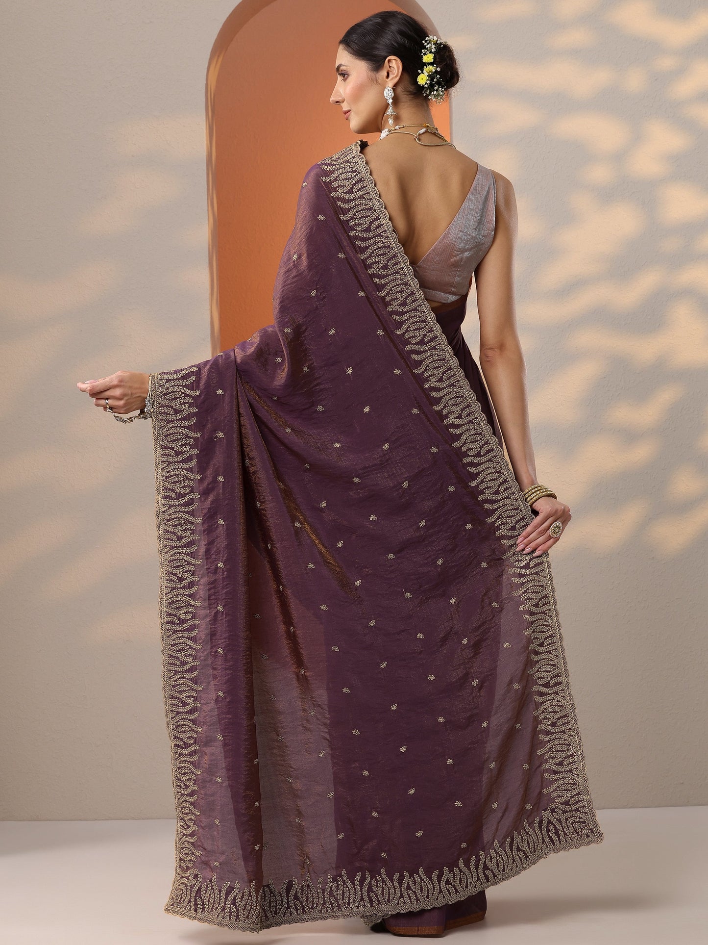 Purple Embellished Organza Saree With Unstitched Blouse Piece