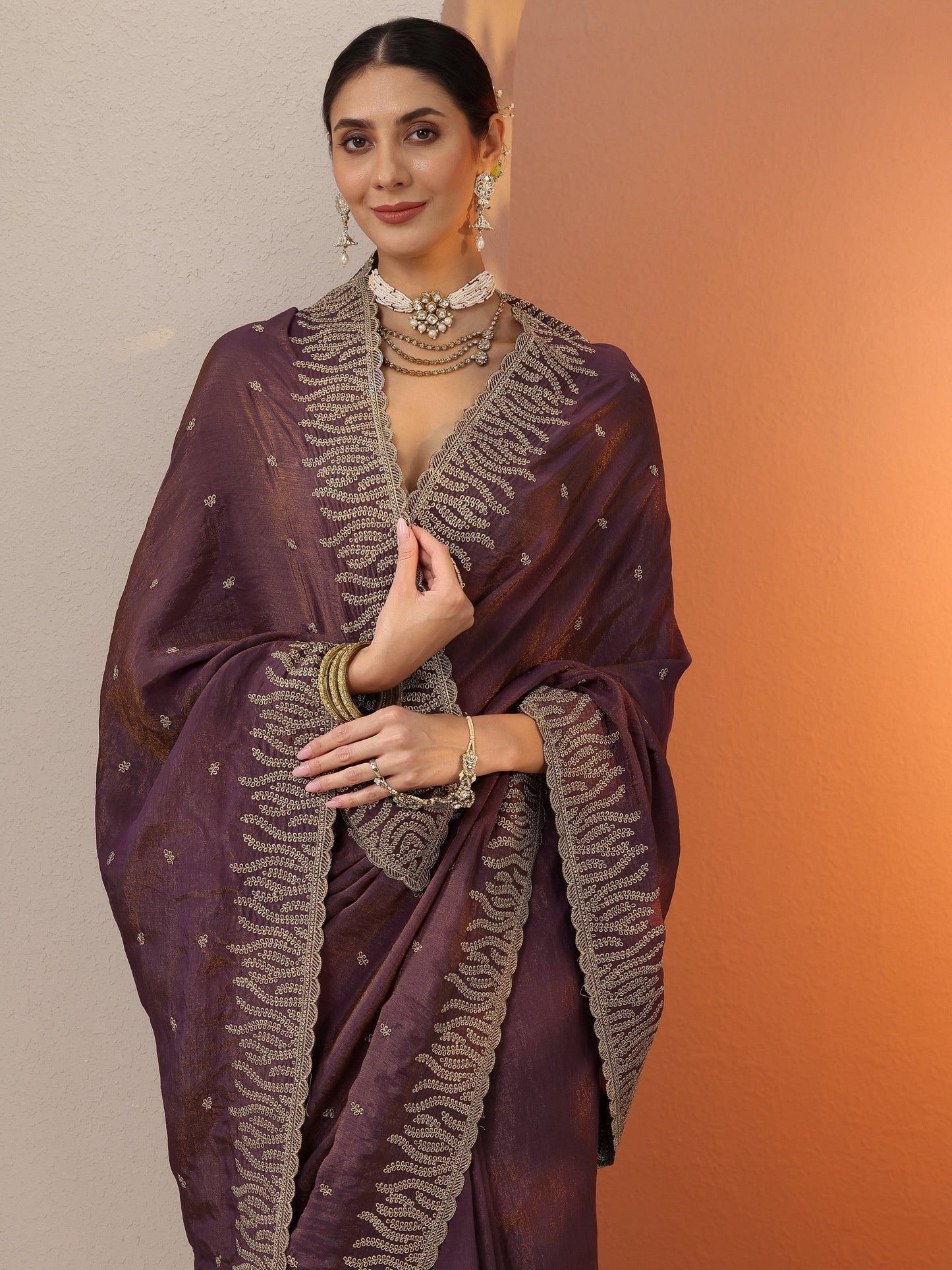 Purple Embellished Organza Saree With Unstitched Blouse Piece