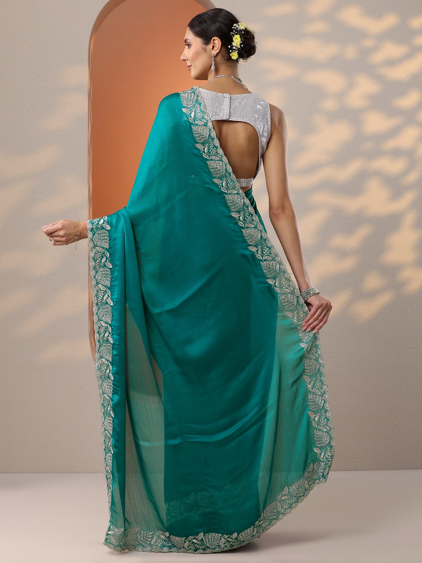 Blue Solid Chinon Saree With Unstitched Blouse Piece