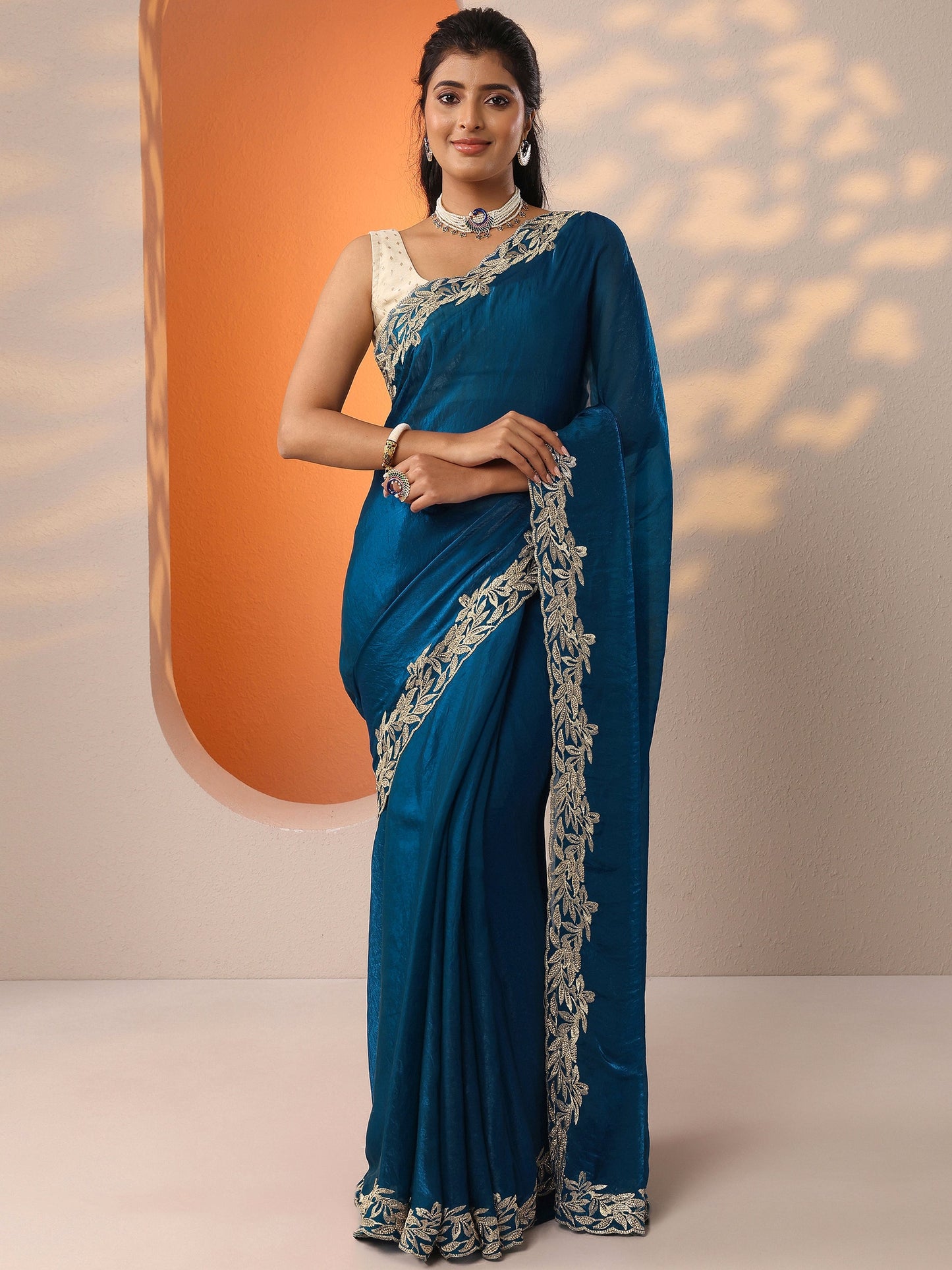 Blue Embroidered Organza Saree With Unstitched Blouse Piece