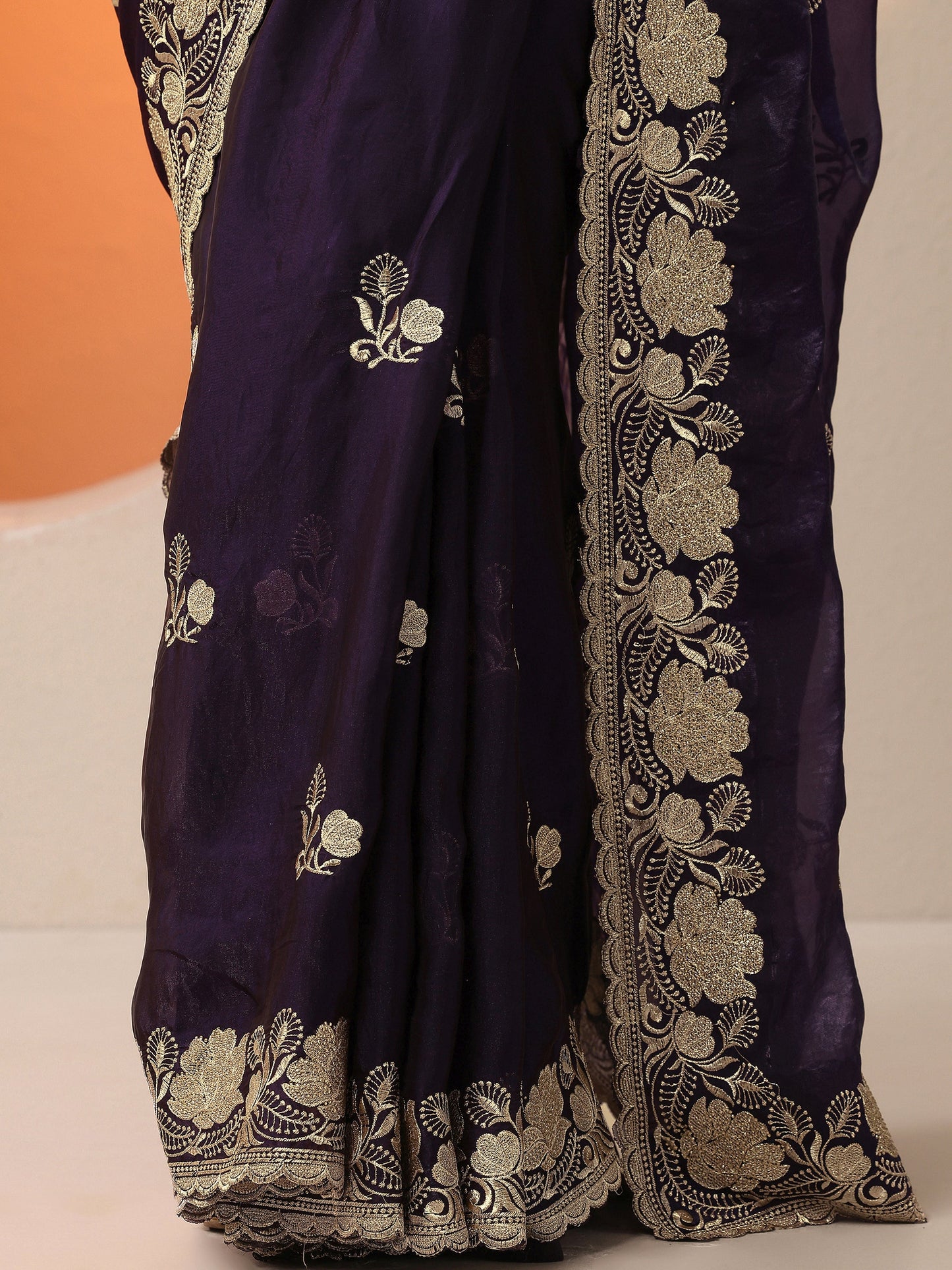 Purple Embroidered Organza Saree With Unstitched Blouse Piece